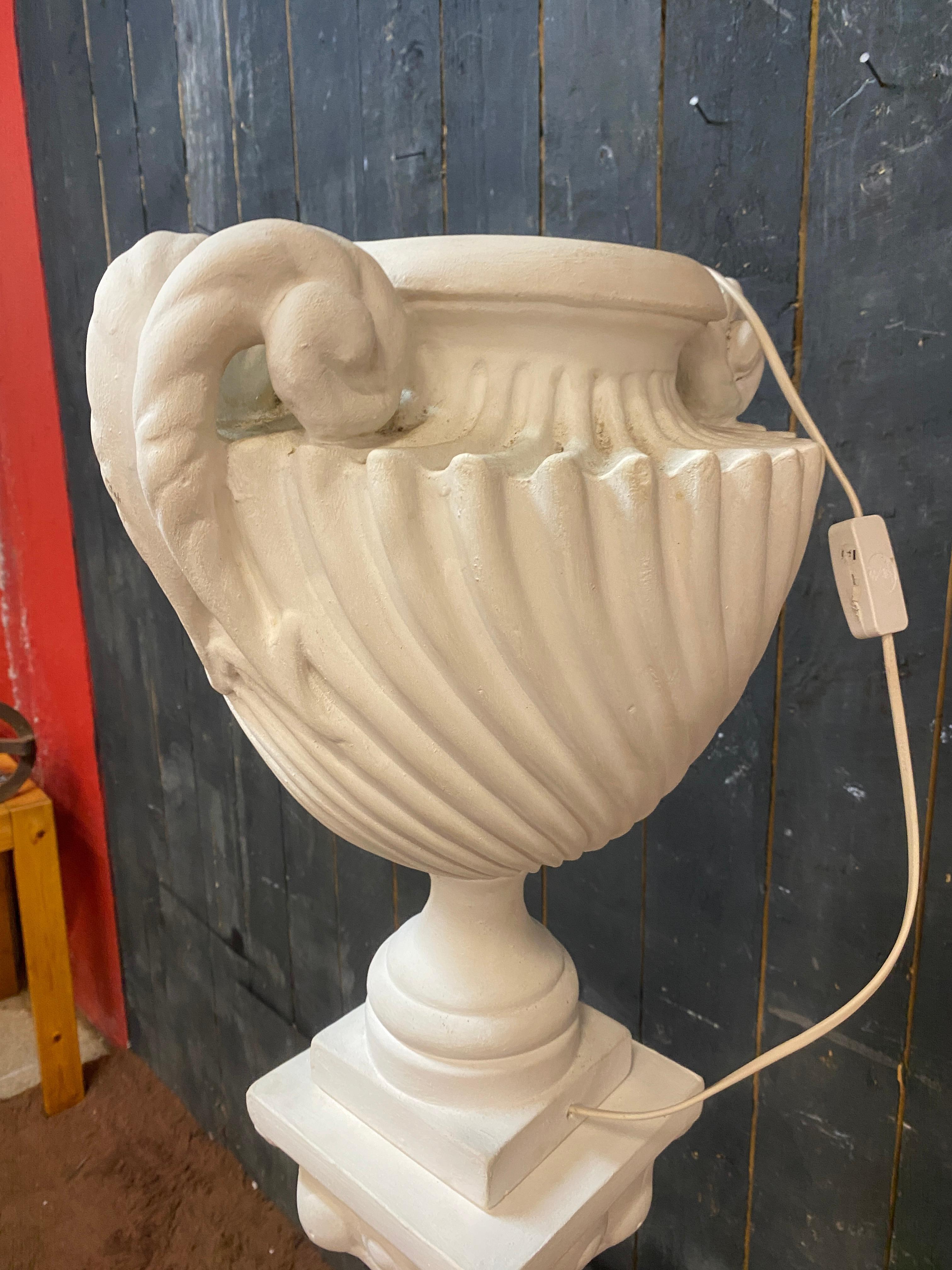 pedestal and its neo-classical plaster light basin circa 1940/1950 For Sale 4