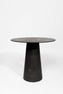 Pedestal black marble Table
