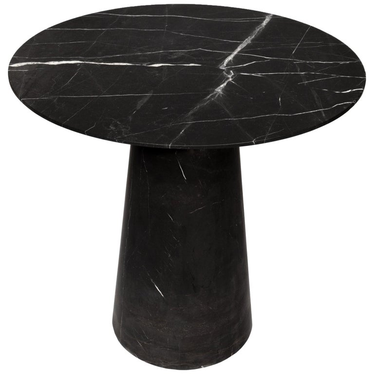 Pedestal black marble Table For Sale