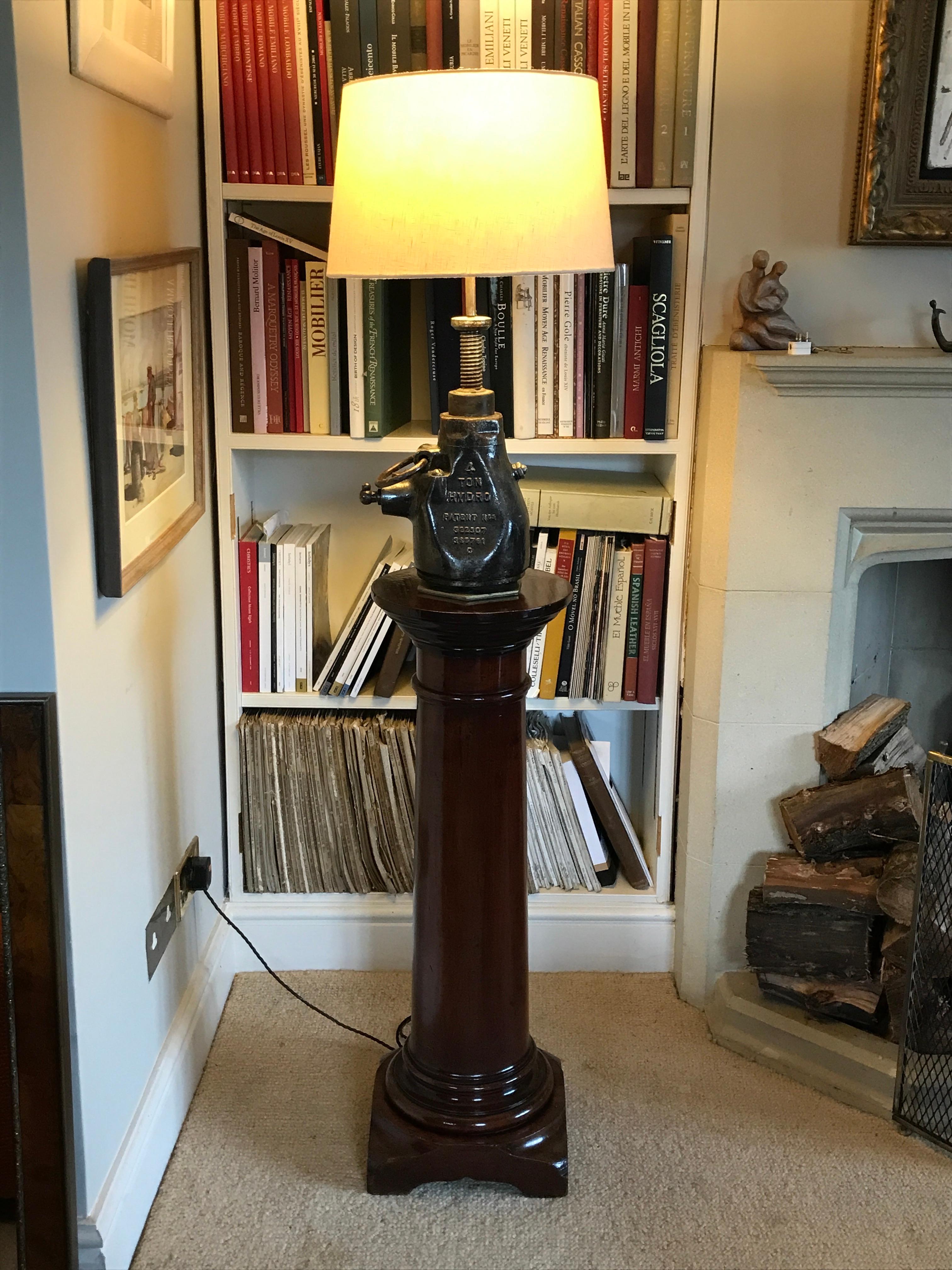 Pedestal Classical Column Stand Mahogany Roman Tuscan Grand Tour In Good Condition For Sale In BUNGAY, SUFFOLK