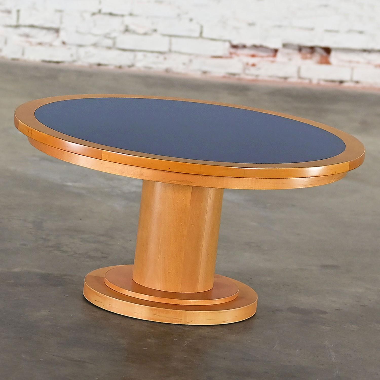 Table basse sur piédestal de Michael Graves pour Craftwood, Div. de Sonnenberg Ind en vente 4