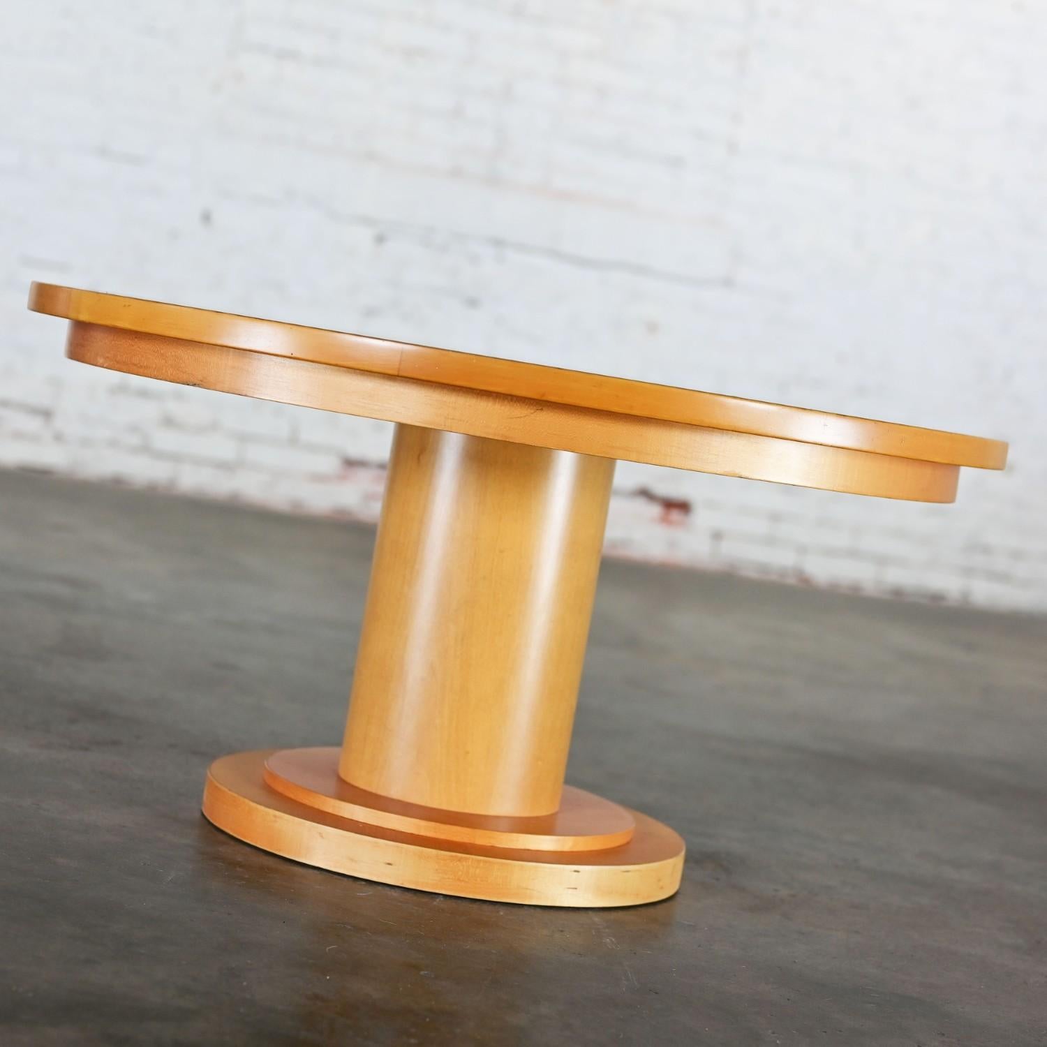 Table basse sur piédestal de Michael Graves pour Craftwood, Div. de Sonnenberg Ind Bon état - En vente à Topeka, KS