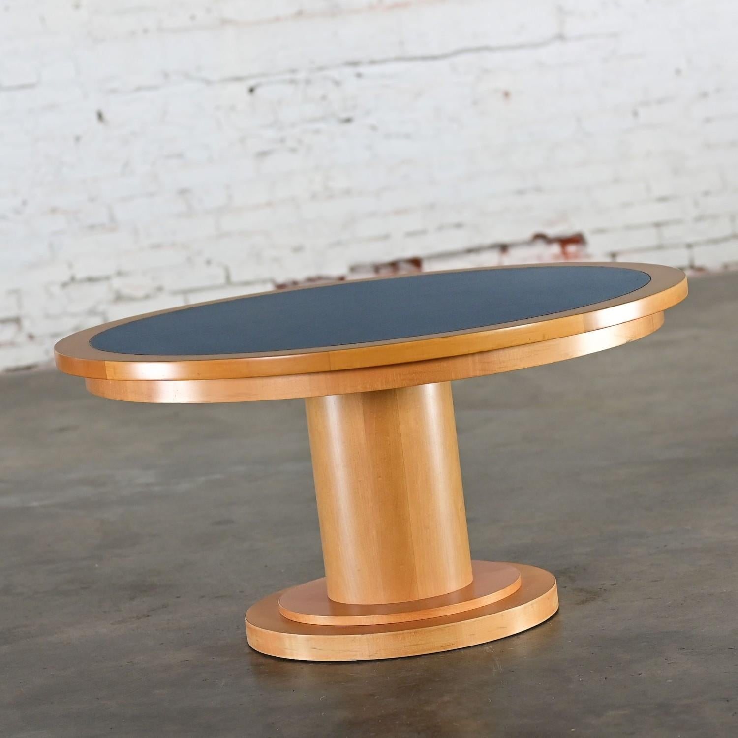 Table basse sur piédestal de Michael Graves pour Craftwood, Div. de Sonnenberg Ind en vente 1