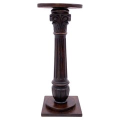 Piédestal - colonne, début du 20e siècle, Europe occidentale.