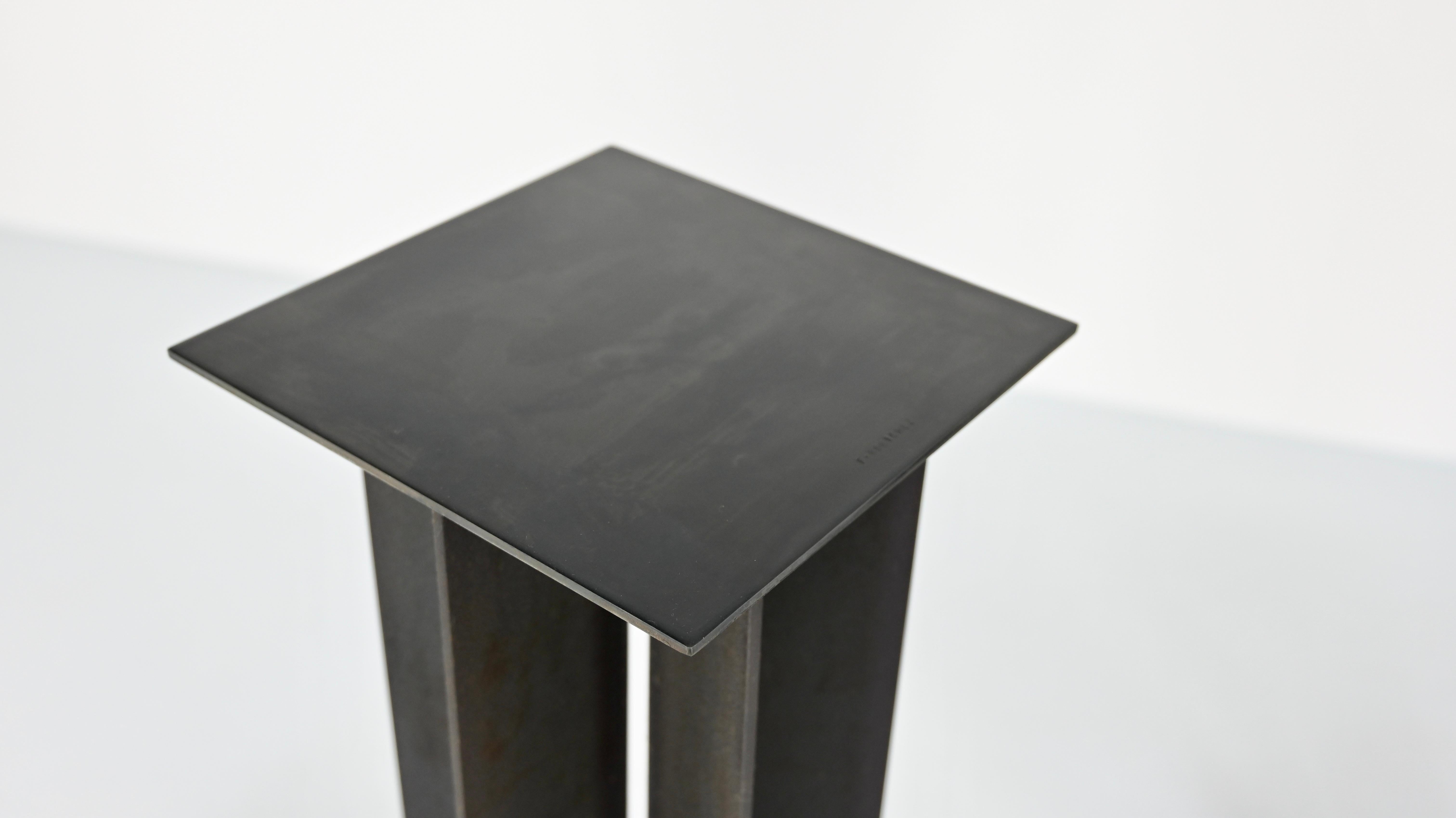 Pedestal 