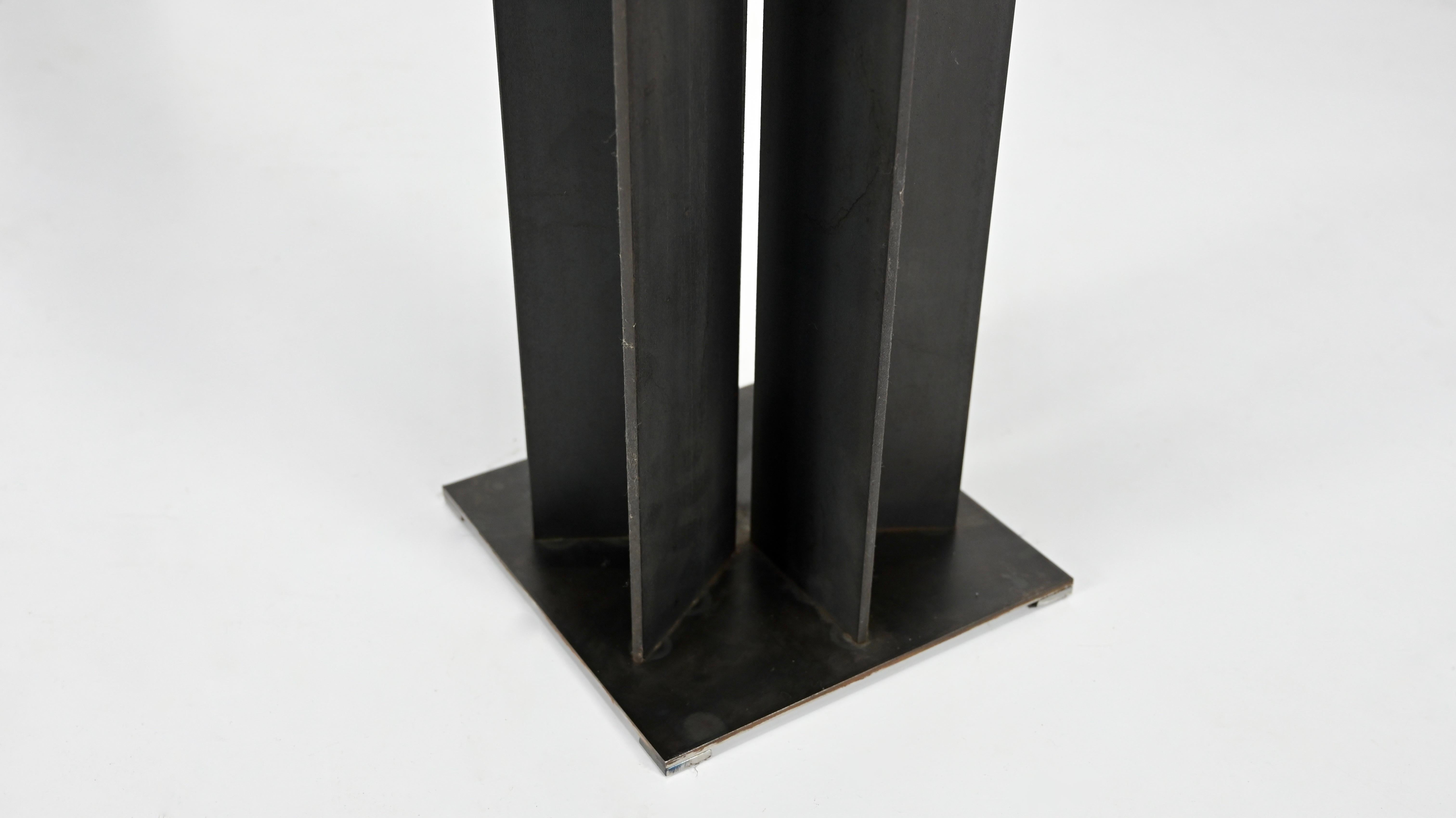 Pedestal 