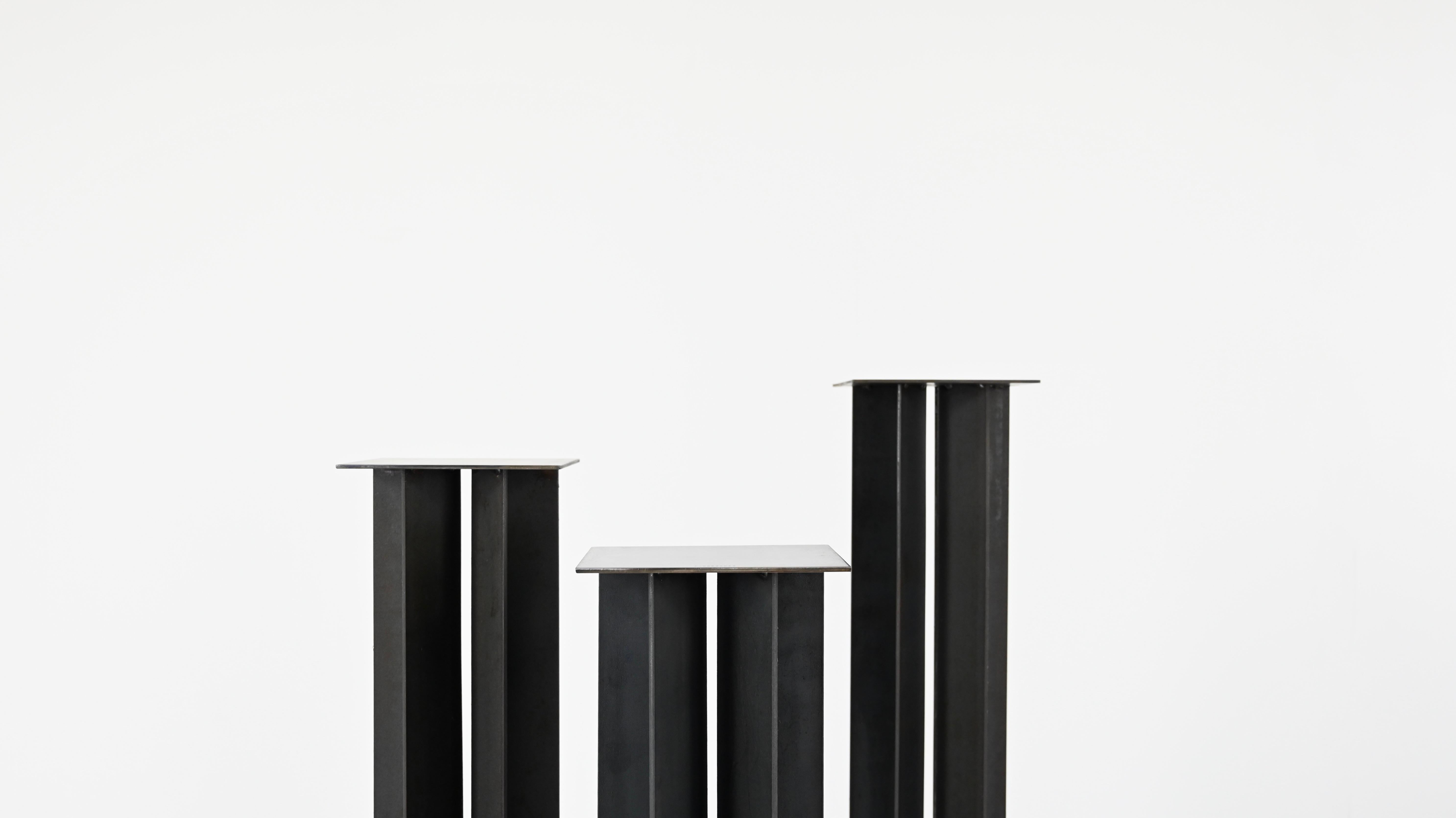 Pedestal 