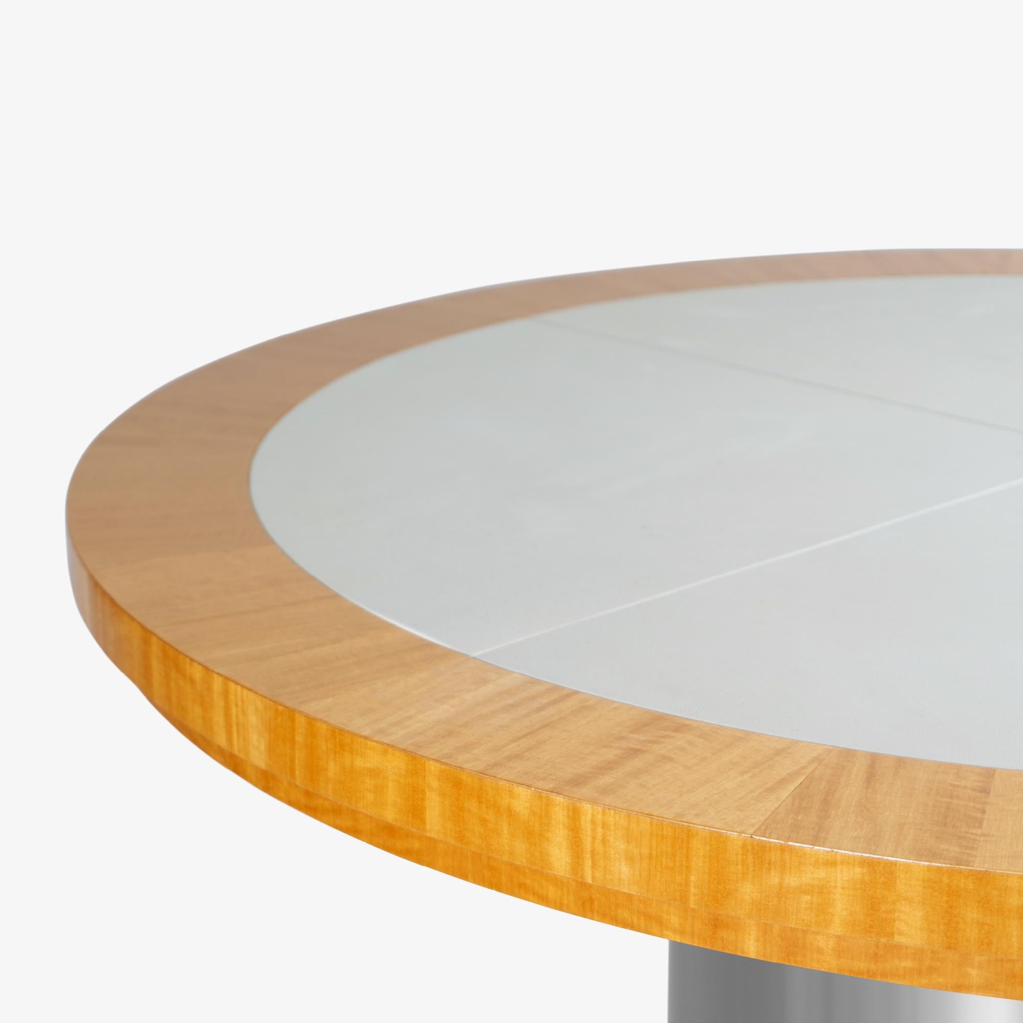 Pedestal Foyer Card Dining Table in Maple, Leather, & Chrome In Good Condition For Sale In Stamford, CT