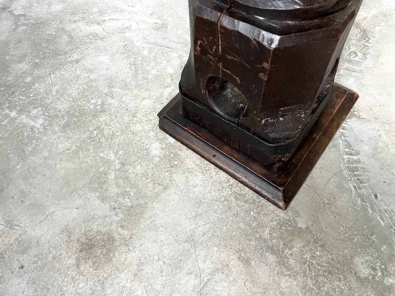 Pedestal einer alten französischen Weinpresse, um 1900 im Angebot 4