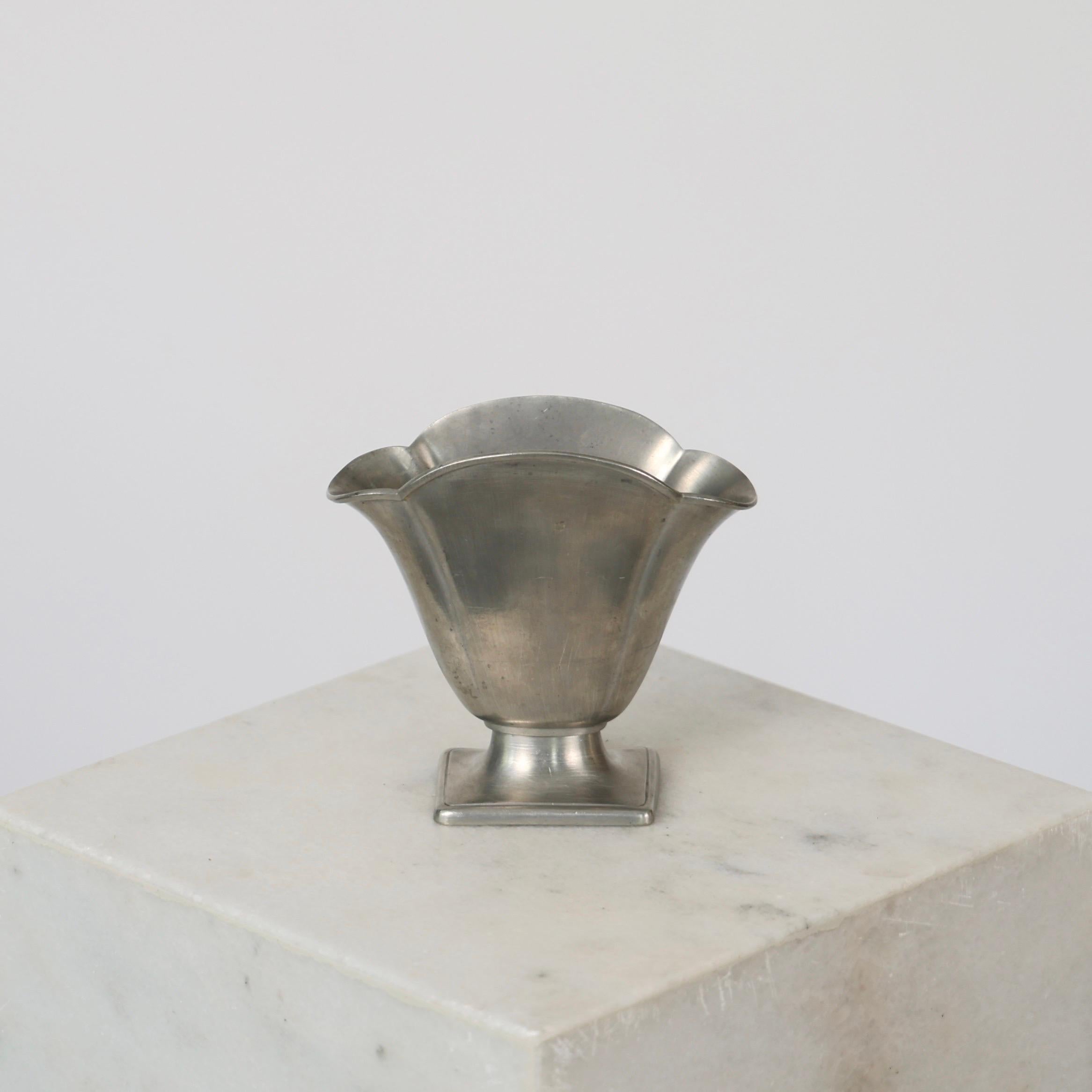 Pedestal Pewter Vase by Just Andersen, 1920s, Denmark In Fair Condition For Sale In Værløse, DK