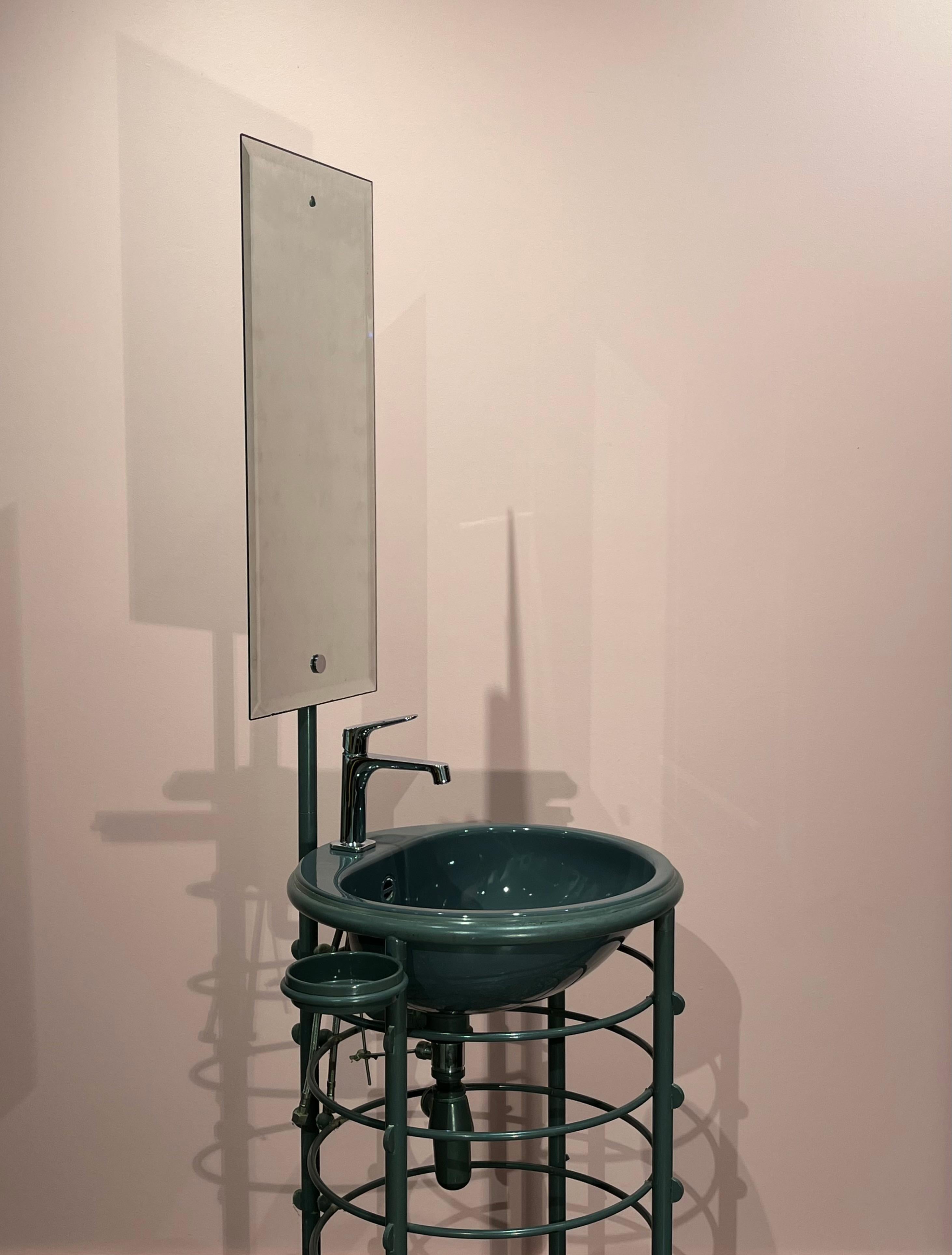 Late 20th Century Philippe Starck 'Lola Herzburg' Freestanding Sink & Mirror for Raspel, c1985  For Sale