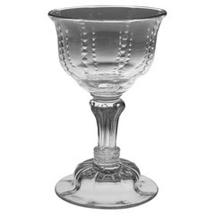 Sockel mit gewölbtem Fuß Süßspeisen- oder Champagnerglas, um 1750