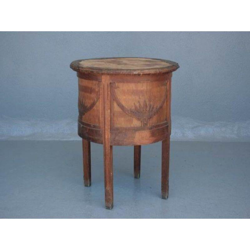 20th Century Pedestal Table 1925 in Oak and Marquetry For Sale