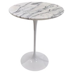 Pedestal Table by Eero Saarinen for Knoll