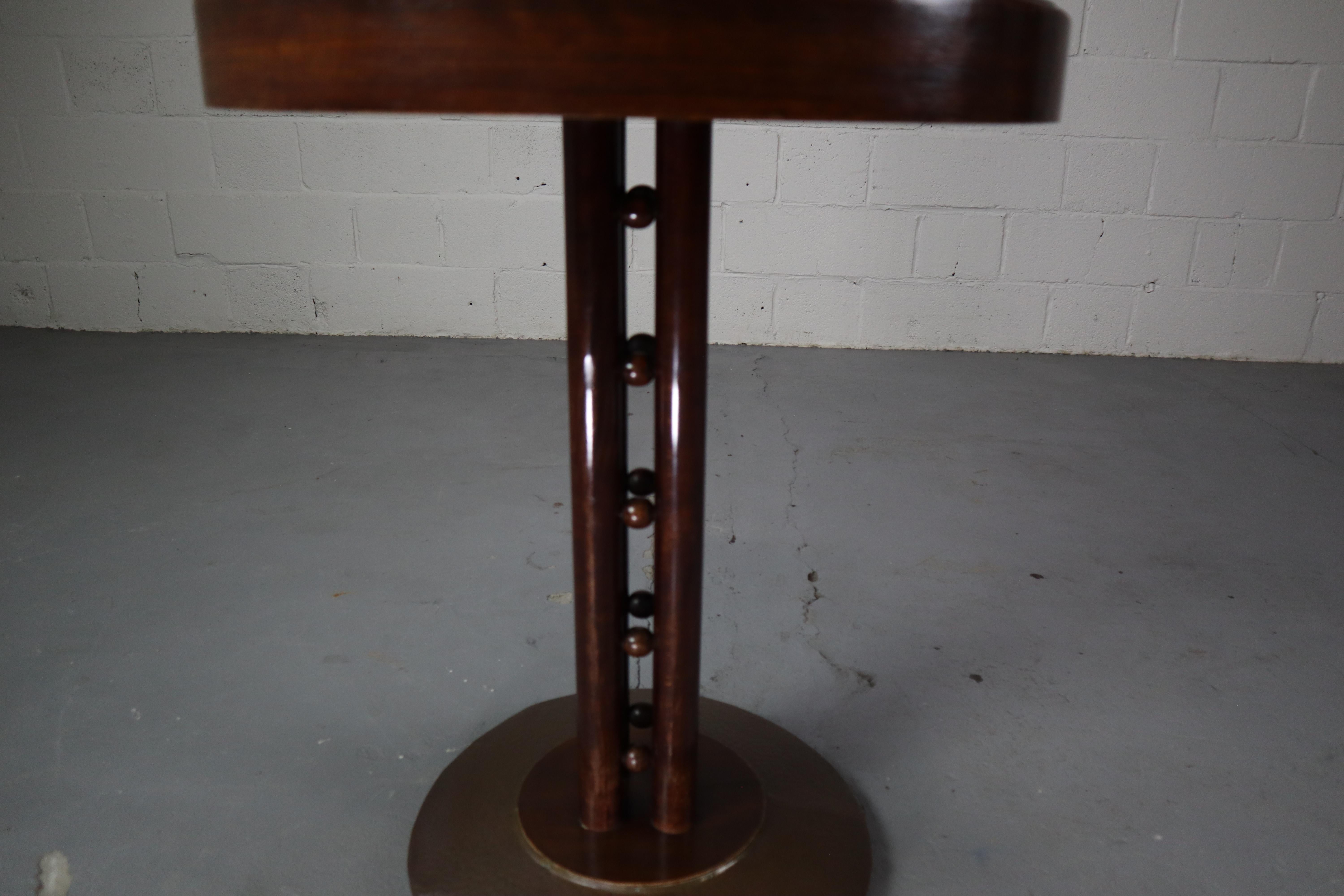 Mesa de pedestal de Josef Hoffmann y ejecutada por J.&J. Kohn, Viena 1908 en venta 4