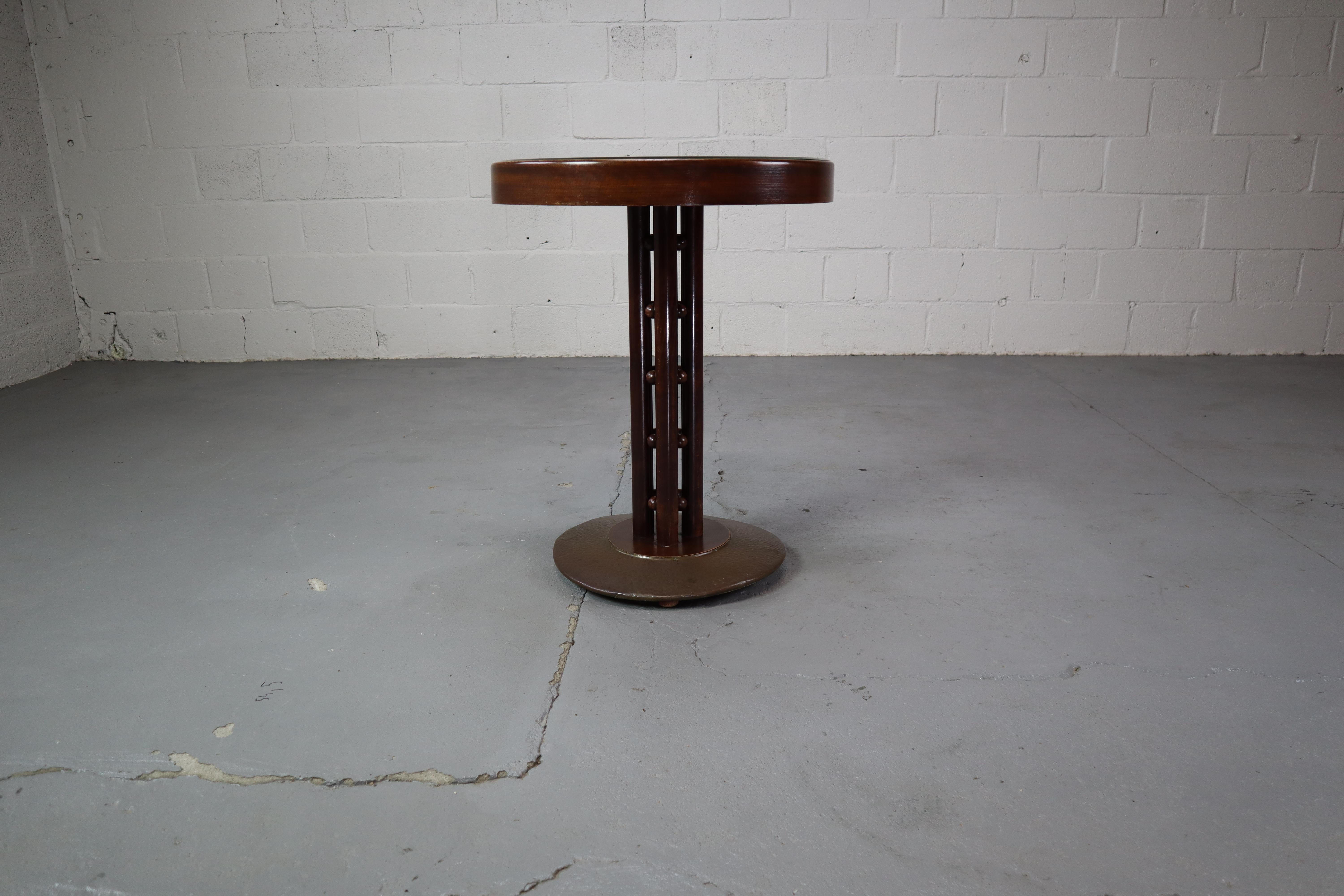 Mesa de pedestal de Josef Hoffmann y ejecutada por J.&J. Kohn, Viena 1908 en venta 6
