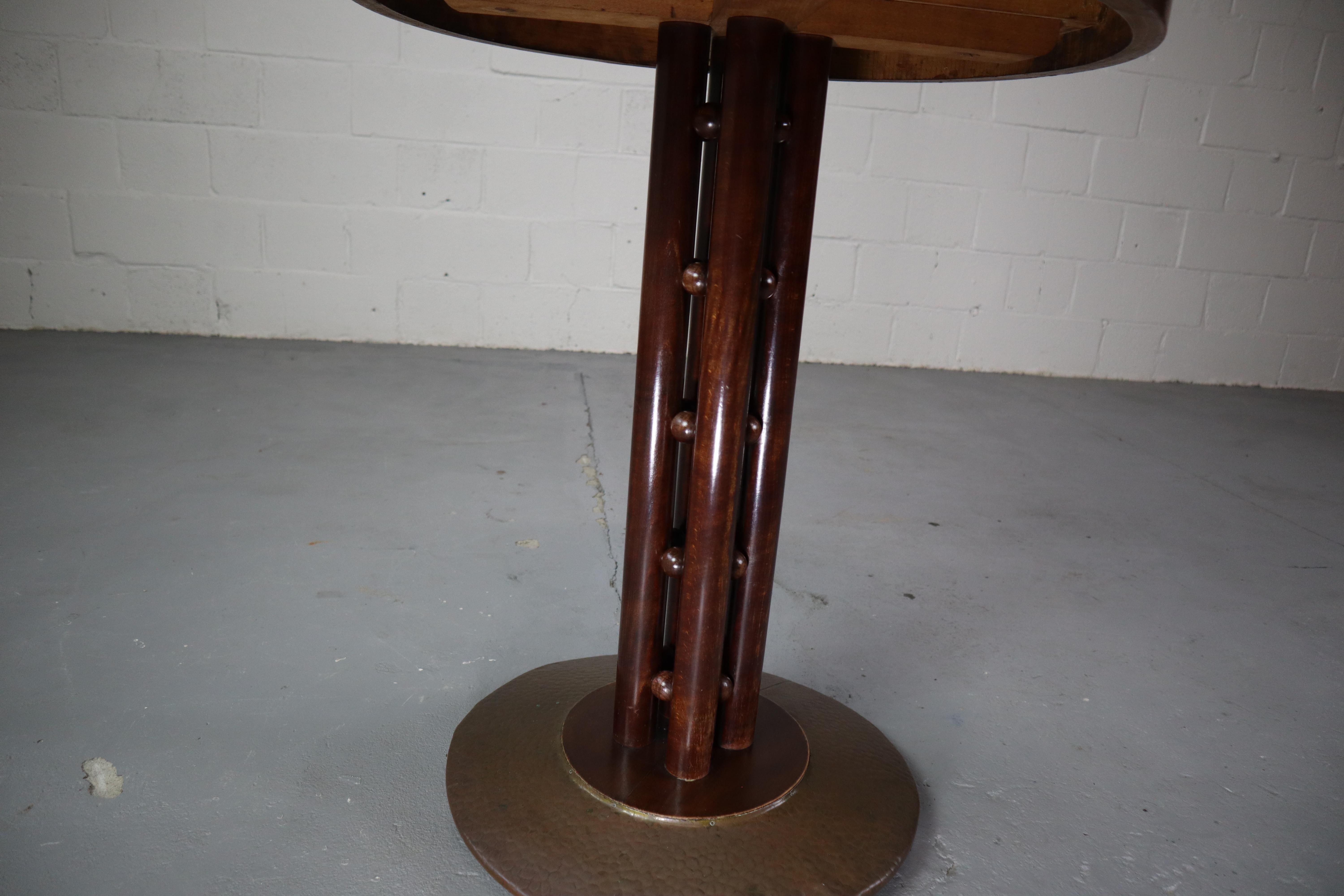 Mesa de pedestal de Josef Hoffmann y ejecutada por J.&J. Kohn, Viena 1908 en venta 8
