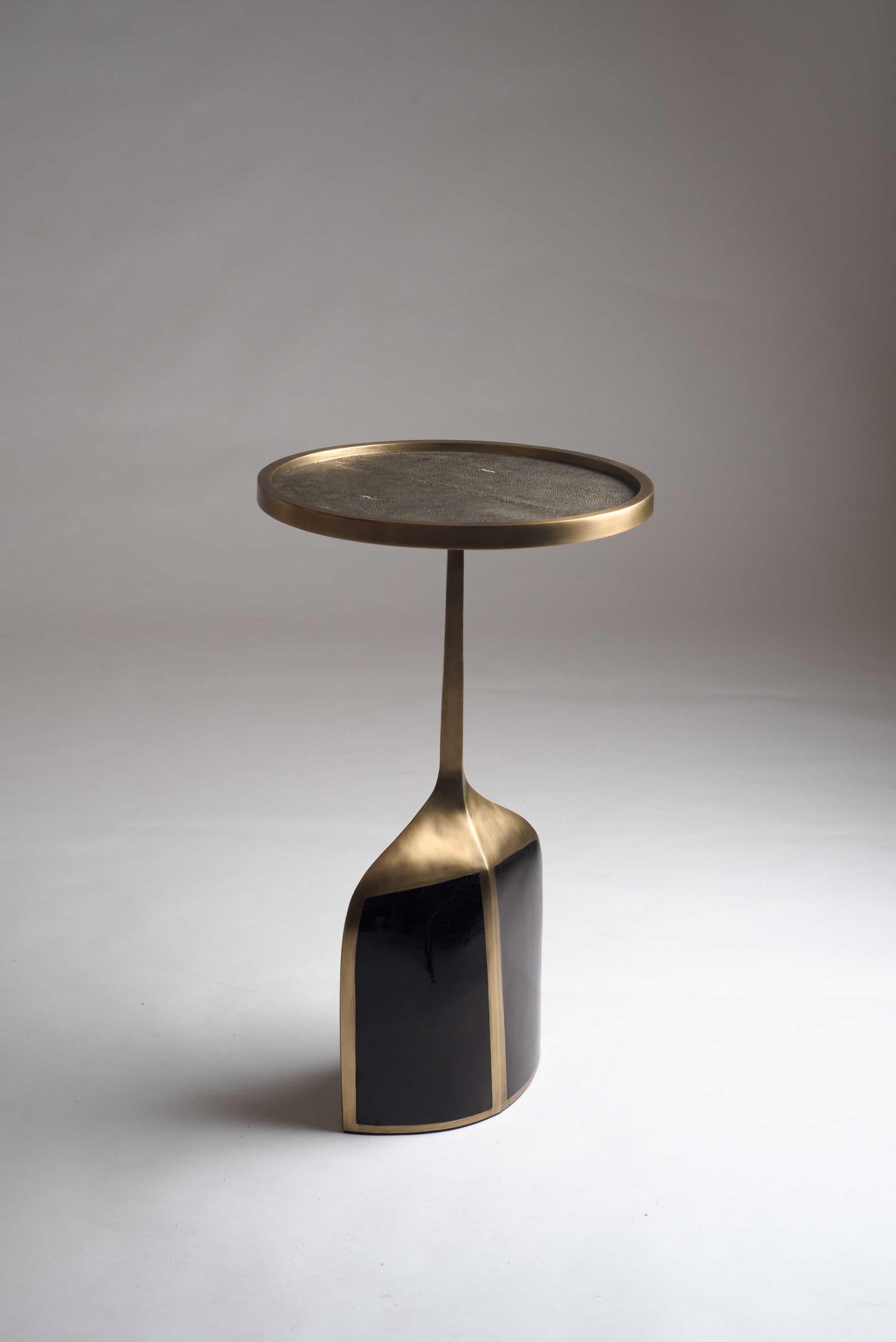 Pedestal Table Large in Coal Black Shagreen and Brass by R&Y Augousti For Sale 5