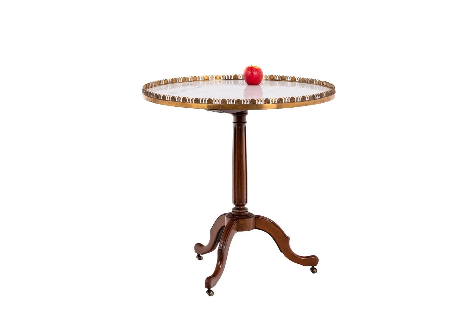Pedestal Table of Directoire Style in Mahogany and Marble, circa 1900 For Sale 6