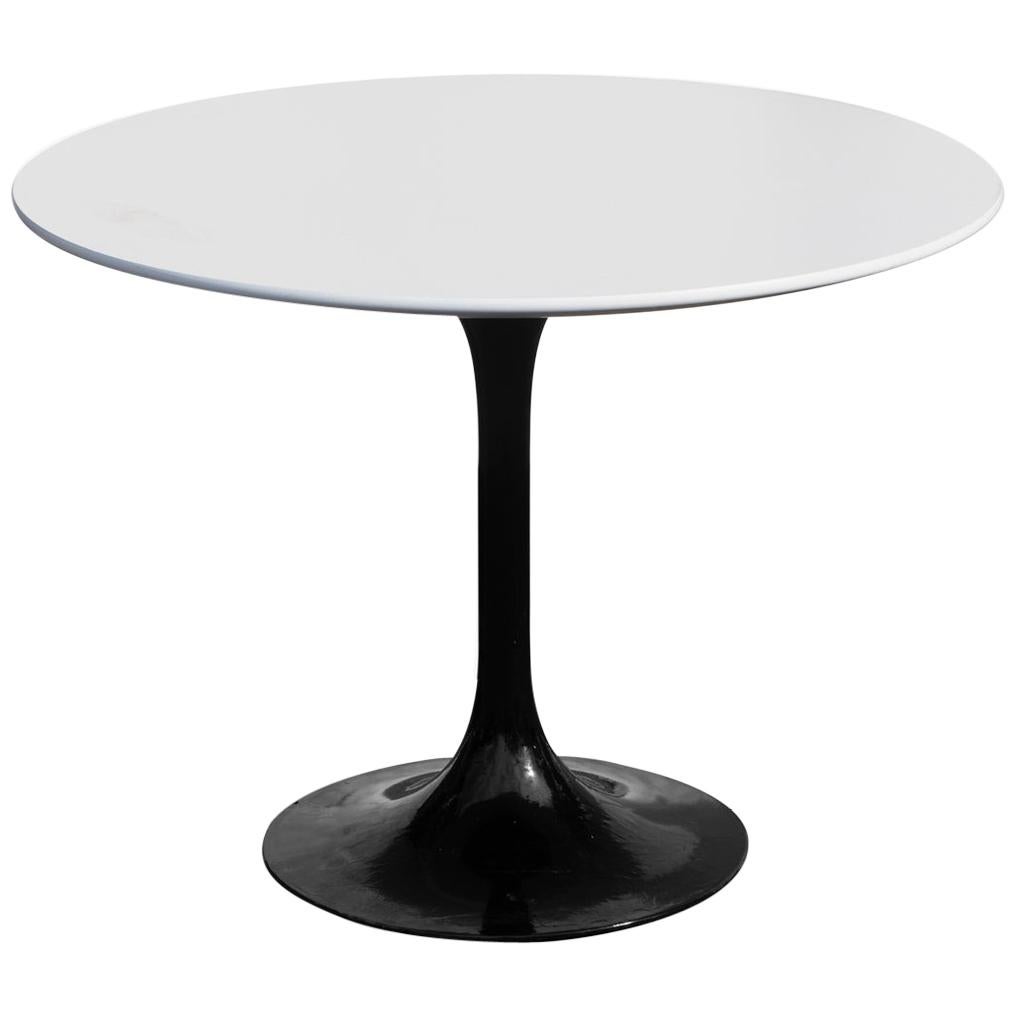 Pedestal Tulip Dining Foyer Table by Burke