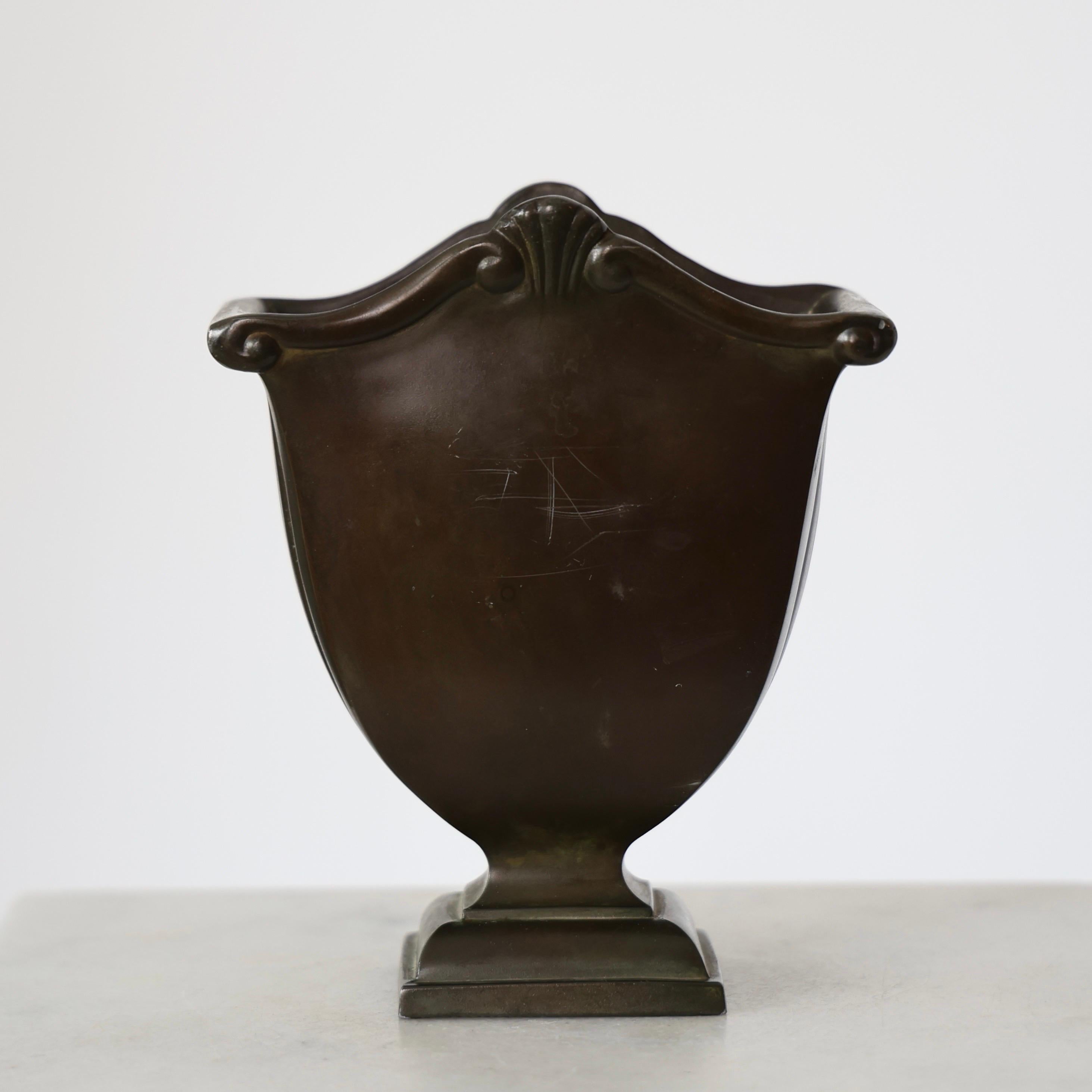 Pedestal Vase by Just Andersen, 1920s, Denmark In Good Condition For Sale In Værløse, DK