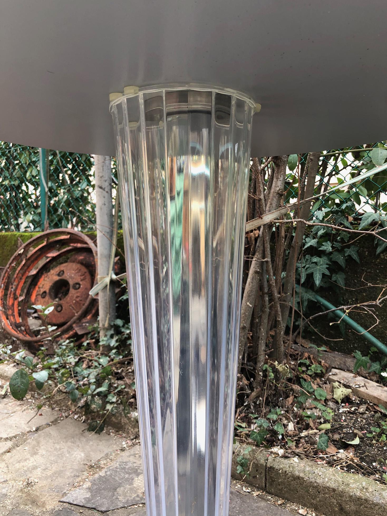 Pedrali-Tisch aus dem 21. Jahrhundert, gehärtetes satiniertes Glas im Angebot 2