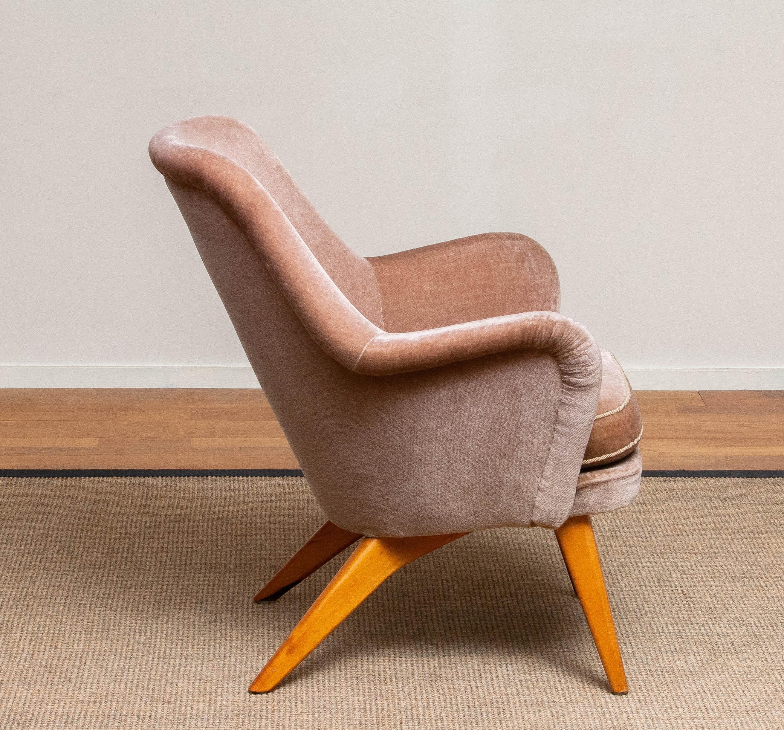 Pedro Armchair In Antique Pink Velvet By Carl Gustav Hiort Af Ornäs Finland 1950 For Sale 5