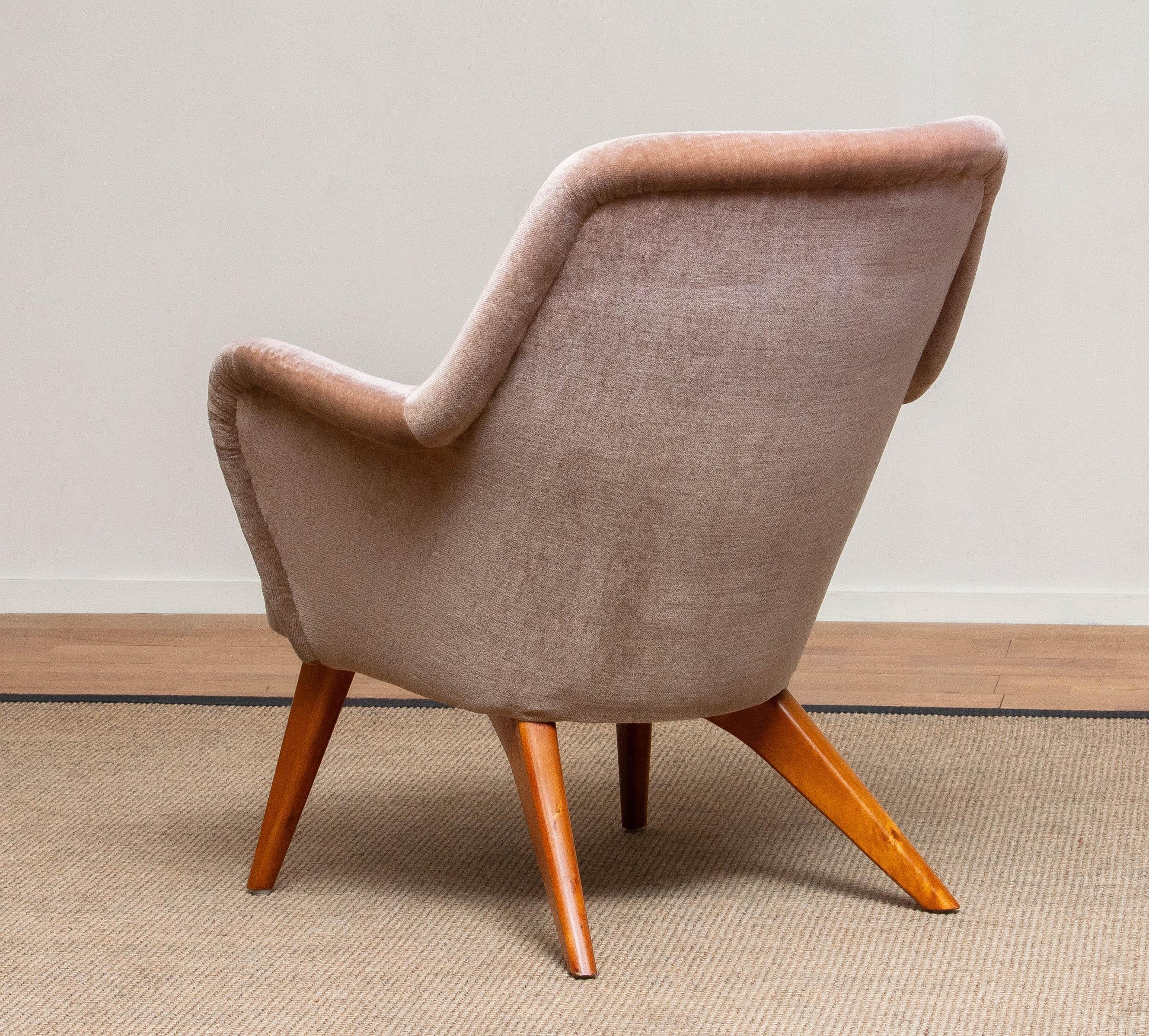 Finnish Pedro Armchair In Antique Pink Velvet By Carl Gustav Hiort Af Ornäs Finland 1950 For Sale
