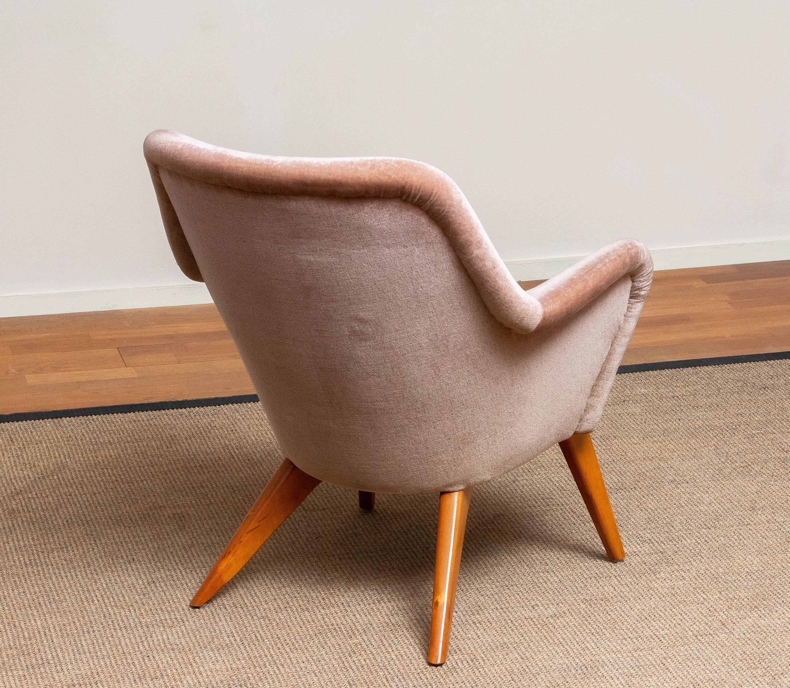 Pedro Armchair In Antique Pink Velvet By Carl Gustav Hiort Af Ornäs Finland 1950 For Sale 1