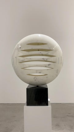 Pedro Barreto, Esfera, marbre, 65 cm de long 