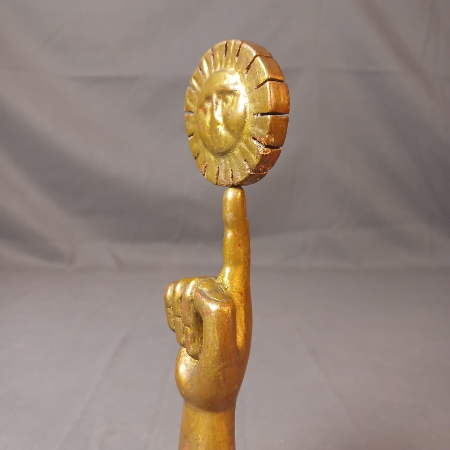 Pedro Friedeberg 1970's Blattgold und Holz Hand - Sonnenskulptur im Angebot 6