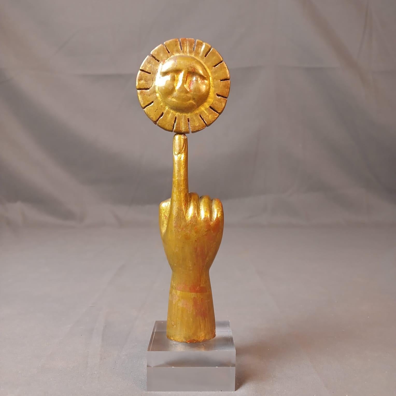 Pedro Friedeberg 1970's Blattgold und Holz Hand - Sonnenskulptur im Angebot 9