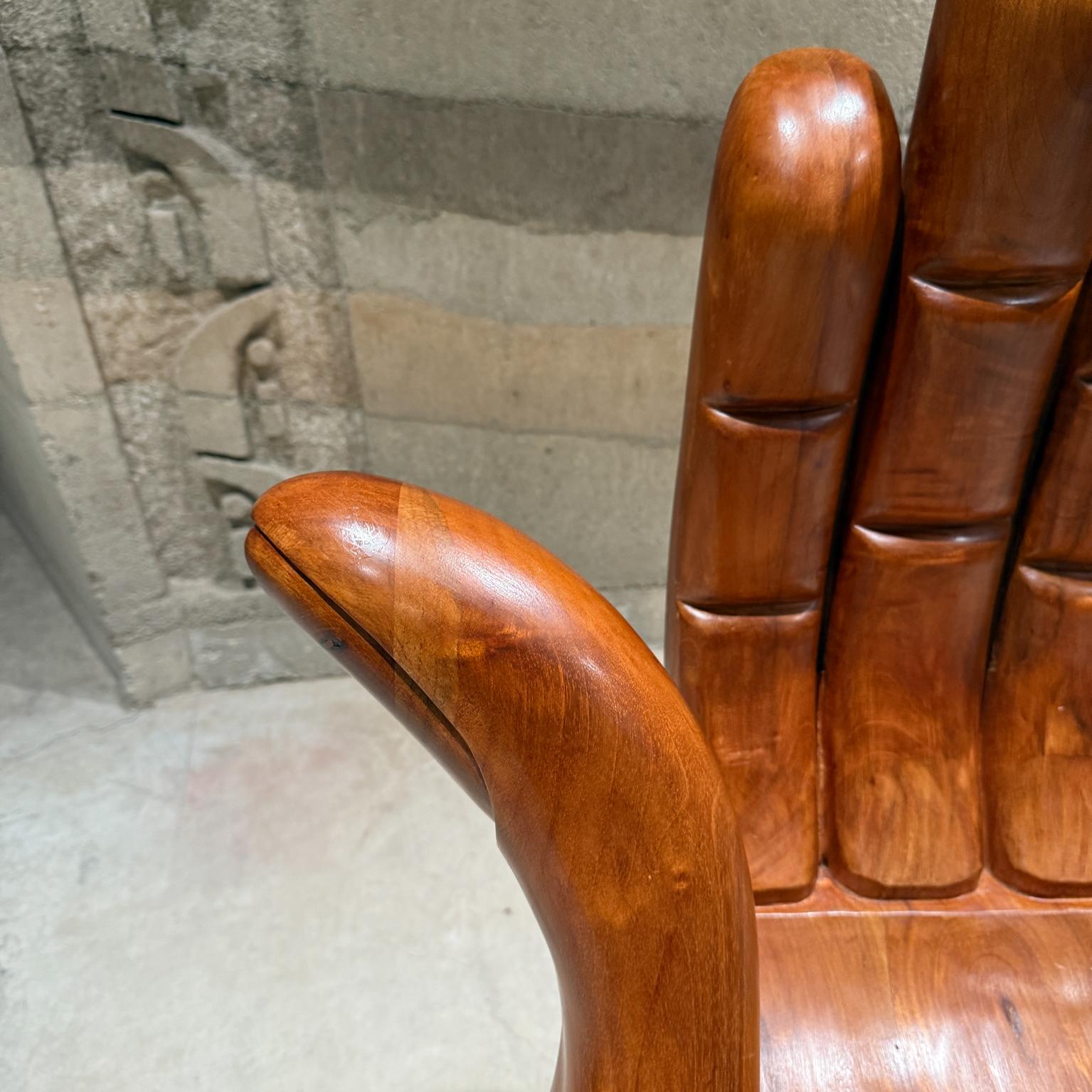 Sedia a mano Pedro Friedeberg Modernismo messicano in vendita 2
