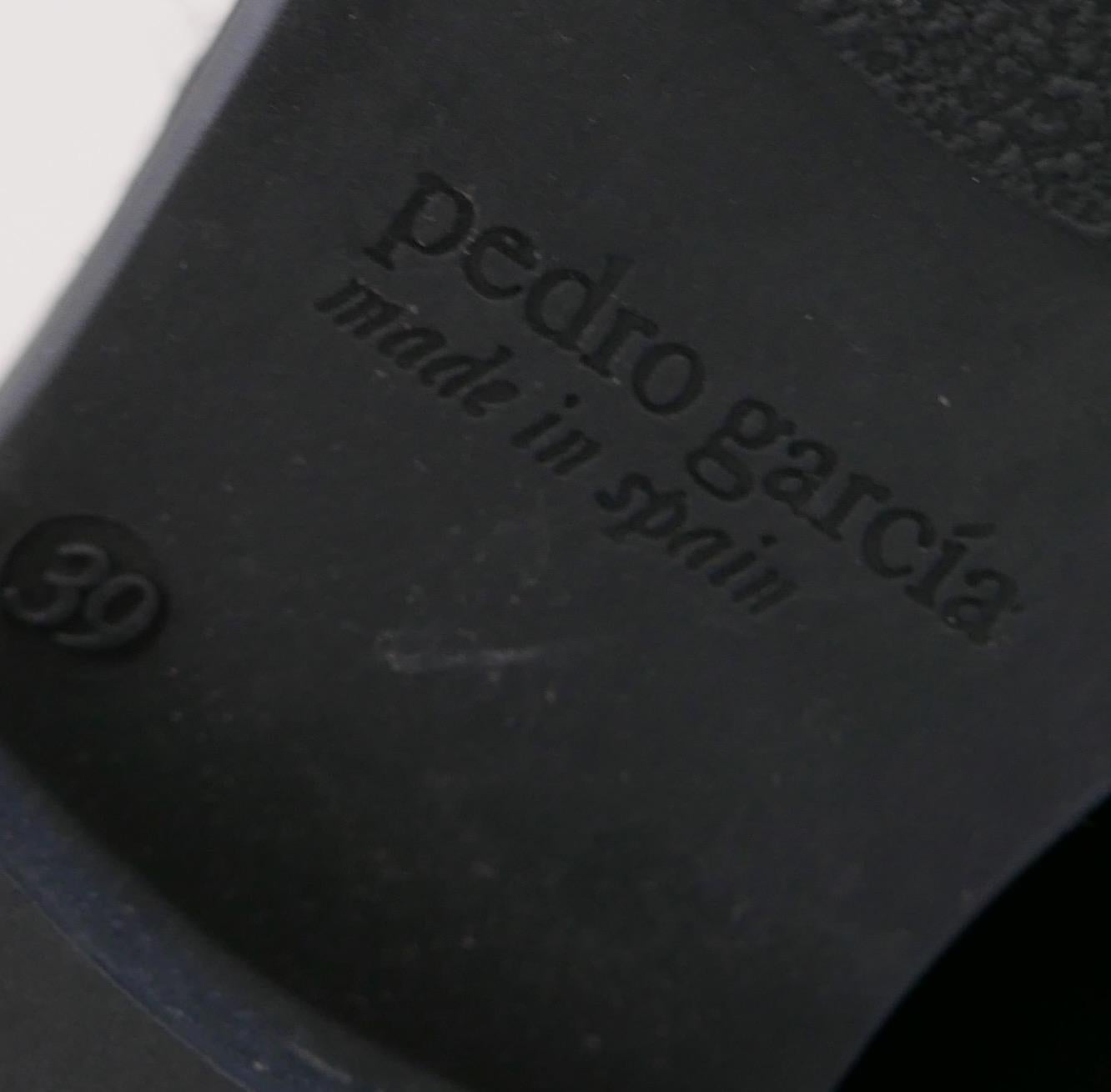 Pedro Garcia Botines Planos Forrados de Piel de Oveja Negros en venta 3