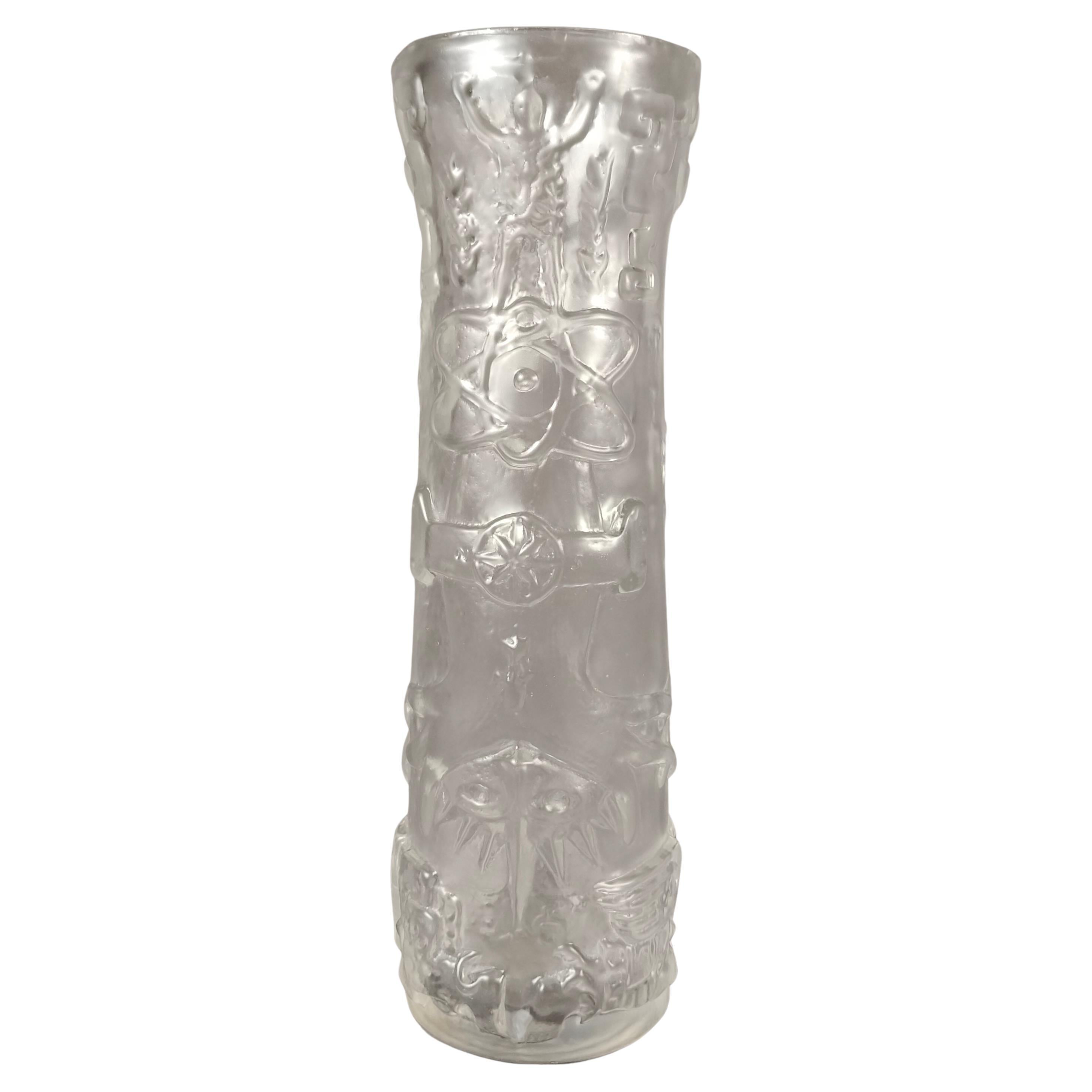 Pedro Ramírez Vázquez Riedel Glasvase "Antropologische Museumssäule im Angebot
