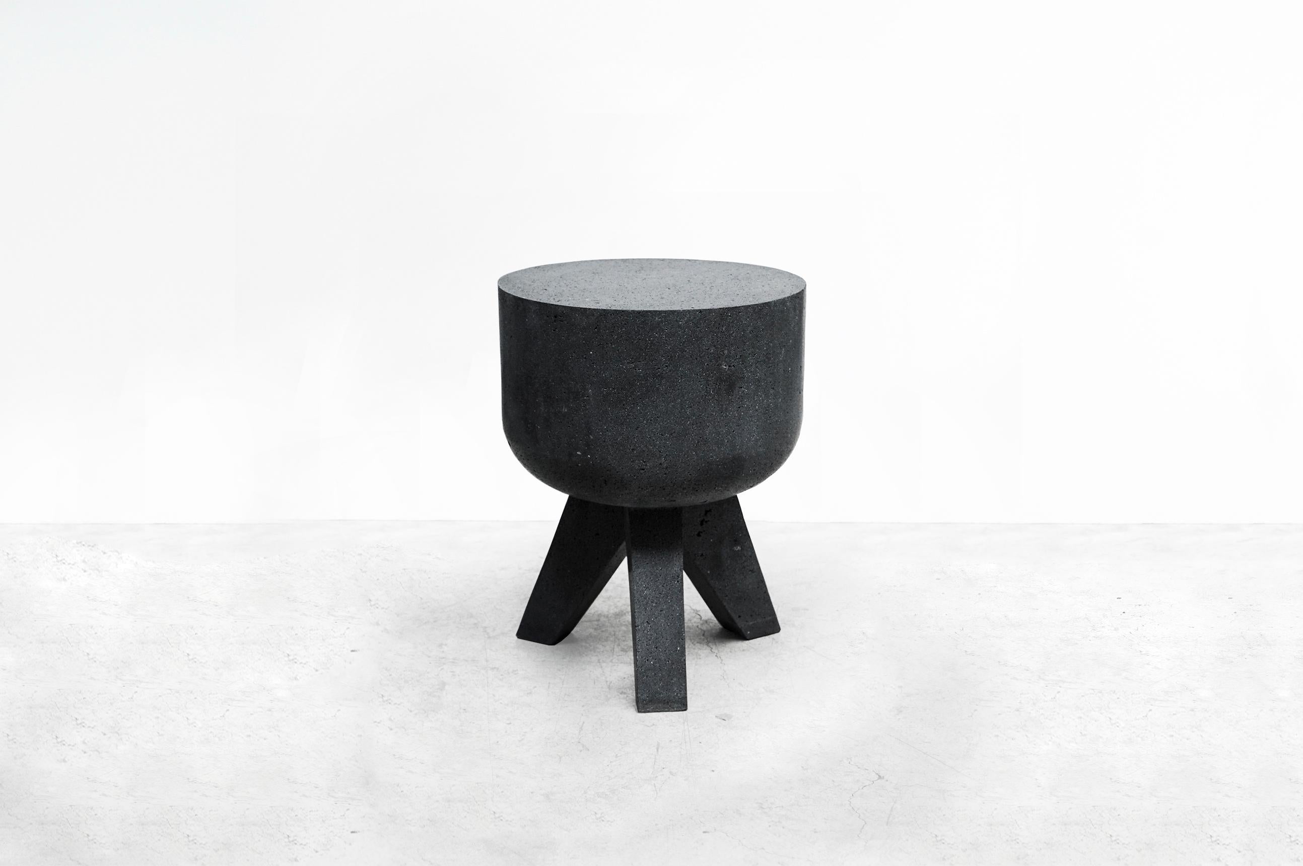 Tripod table
From Series Tripod
Manufactured by Pedro Reyes
Produced Exclusively for Side Gallery
Mexico, 2018.
Volcanic stone.