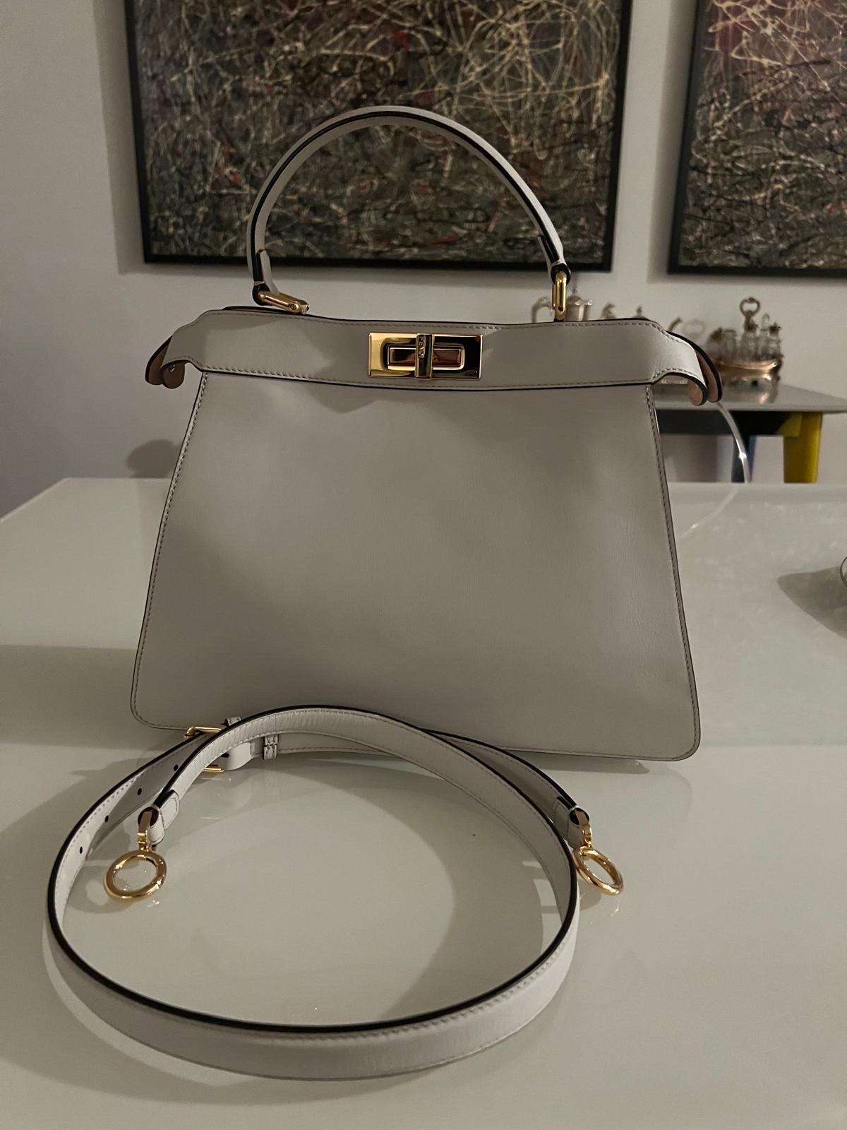 Peekaboo bag medium In Excellent Condition For Sale In Carnate, IT