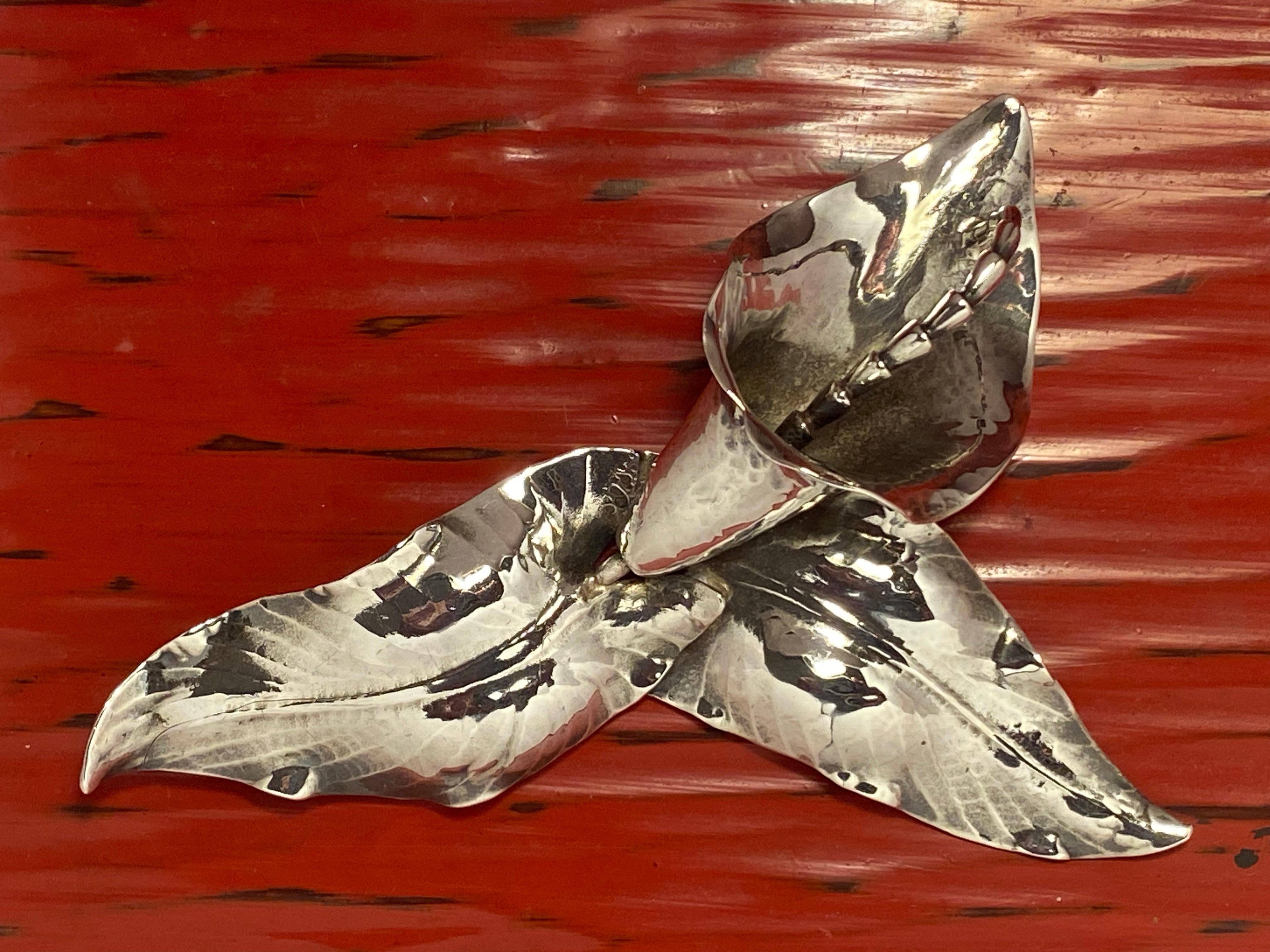 Peer Smed Spilla a forma di giglio di Calla in argento Sterling Periodo Arte e Artigianato in vendita 6