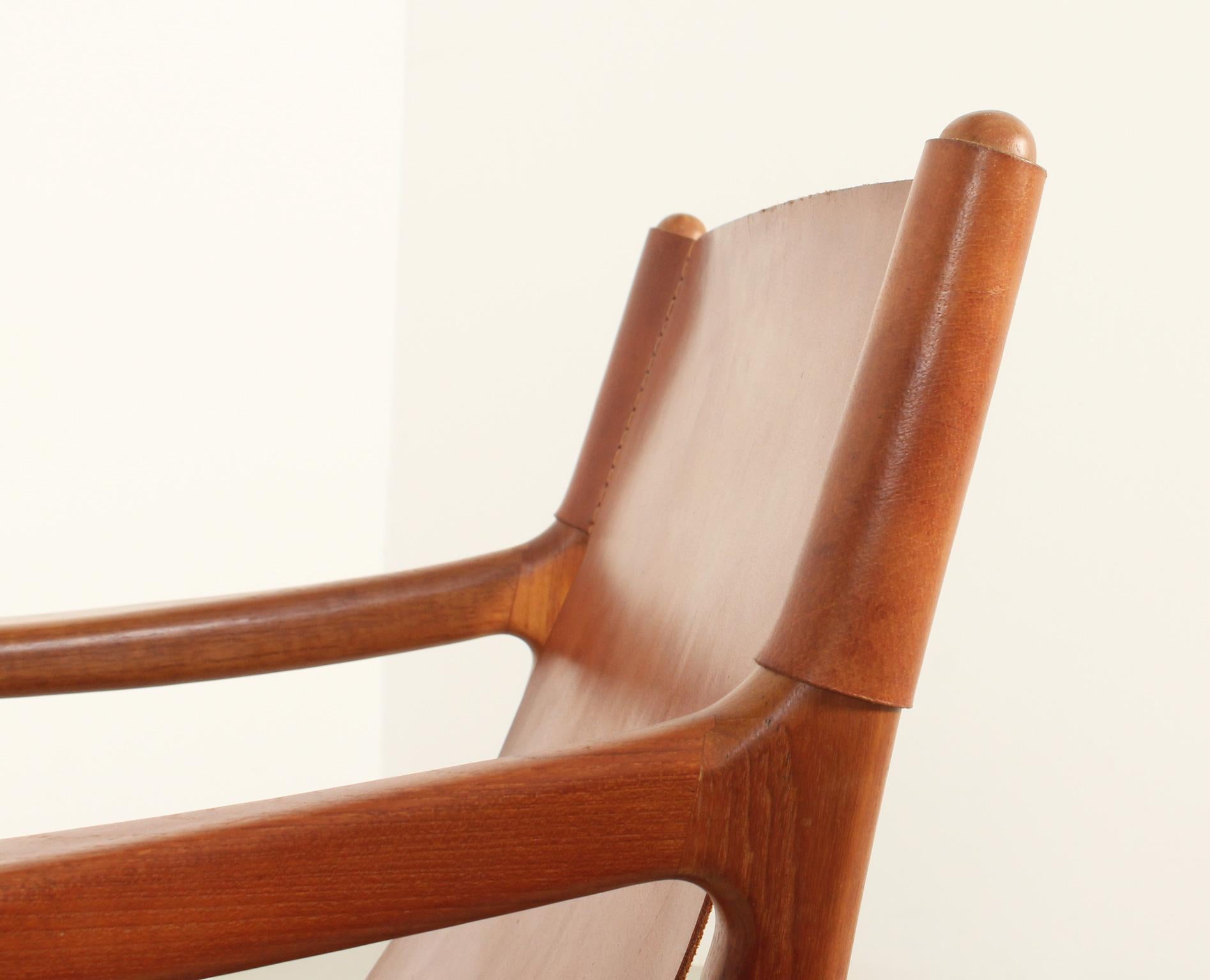 Danish Pegasus Lounge Chair by Arne Vodder for Kircodan, Denmark For Sale