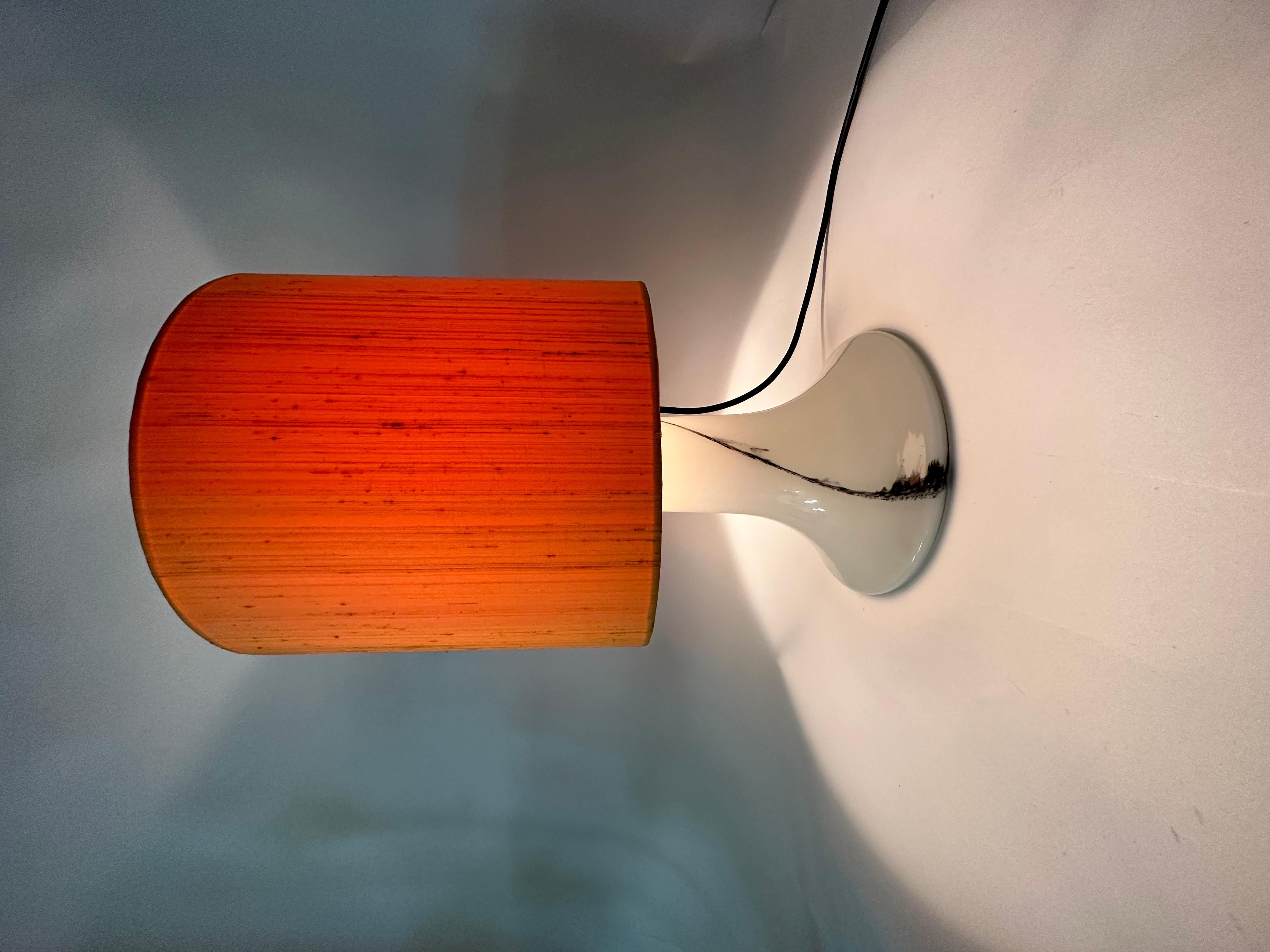 Peil & Putzer glass table lamp , 1970's In Good Condition For Sale In Delft, NL