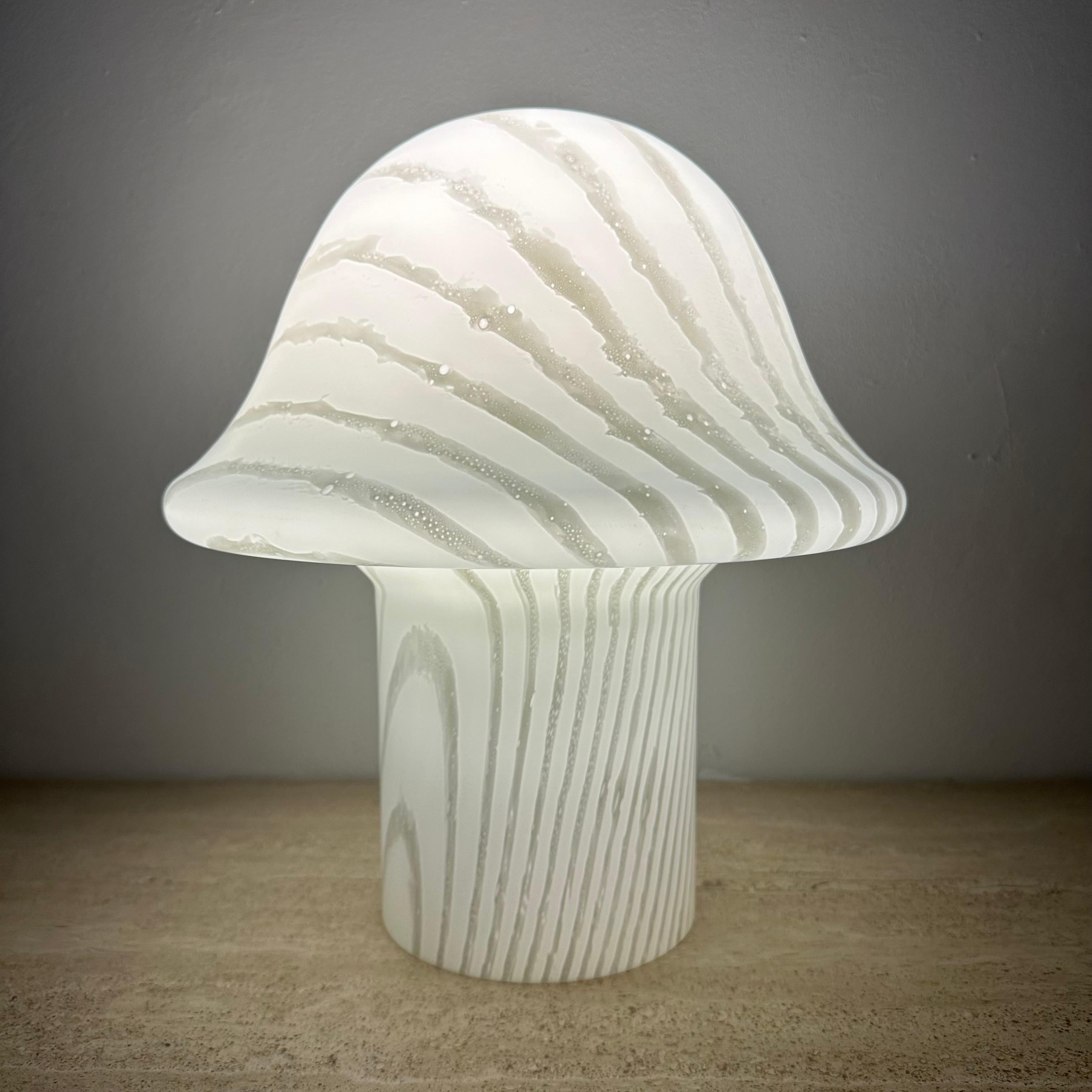 Peil & Putzer Mushroom Zebra table lamp , 1970’s For Sale 5