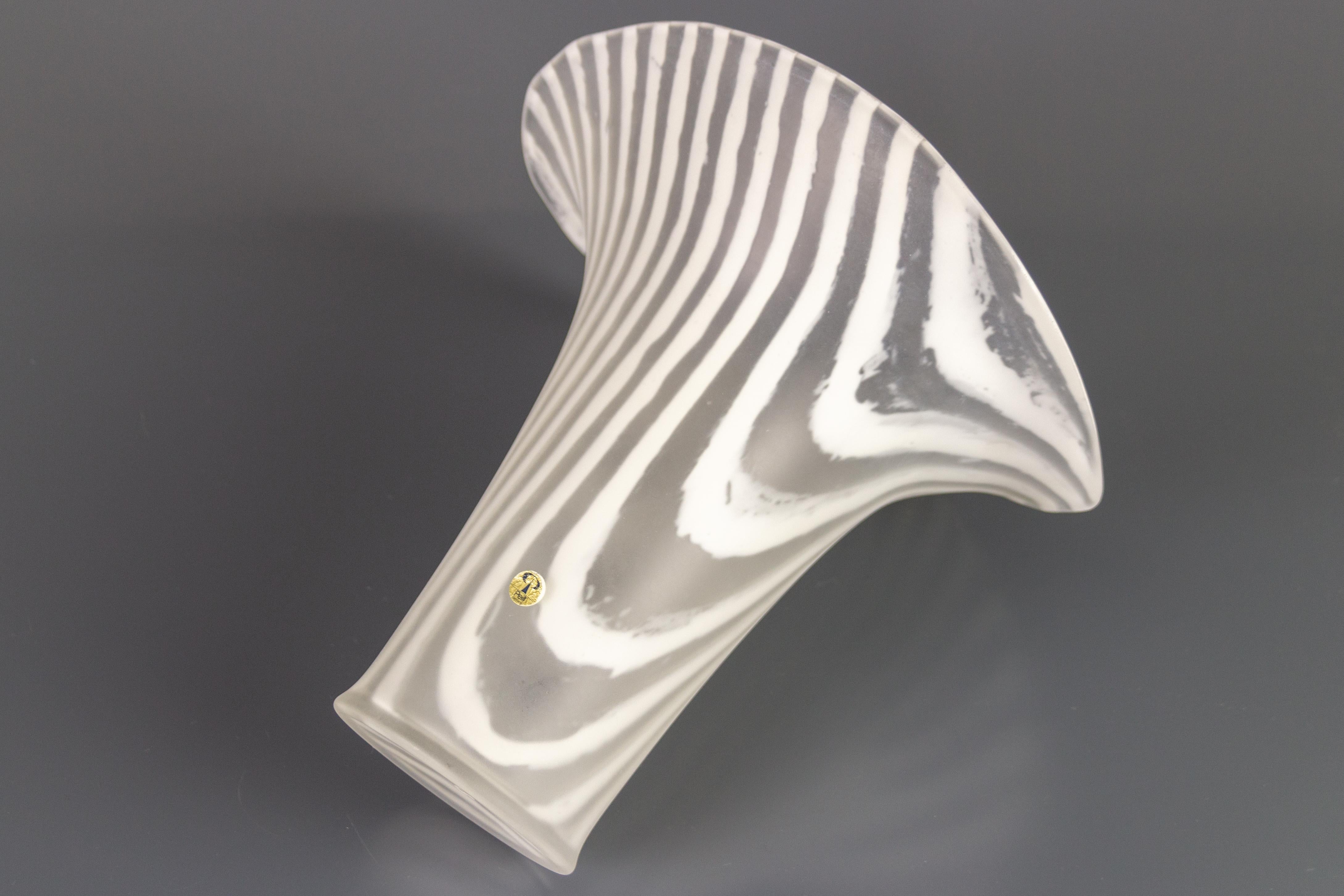 Peill and Putzler White Striped Glass Vase, 1970s For Sale 3
