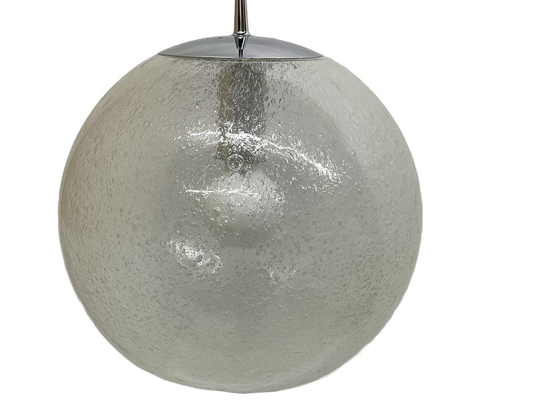 Peill & Putzler 1970s Large Bubble Ball Pendant Lamp In Good Condition For Sale In Delft, NL