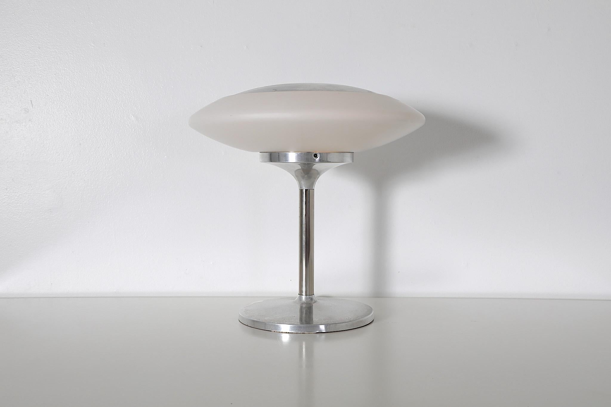 Peill & Putzler Milk Glass & Aluminum Table Lamp For Sale 4