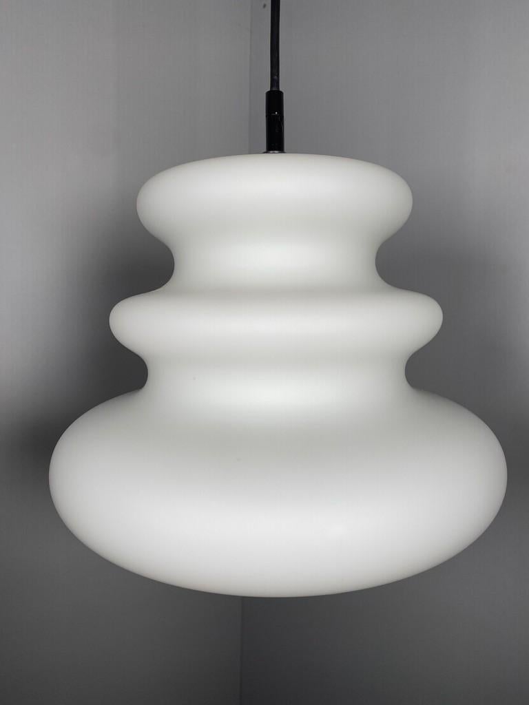 Mid-Century Modern Peill Putzler opaline hanglamp-1970 For Sale