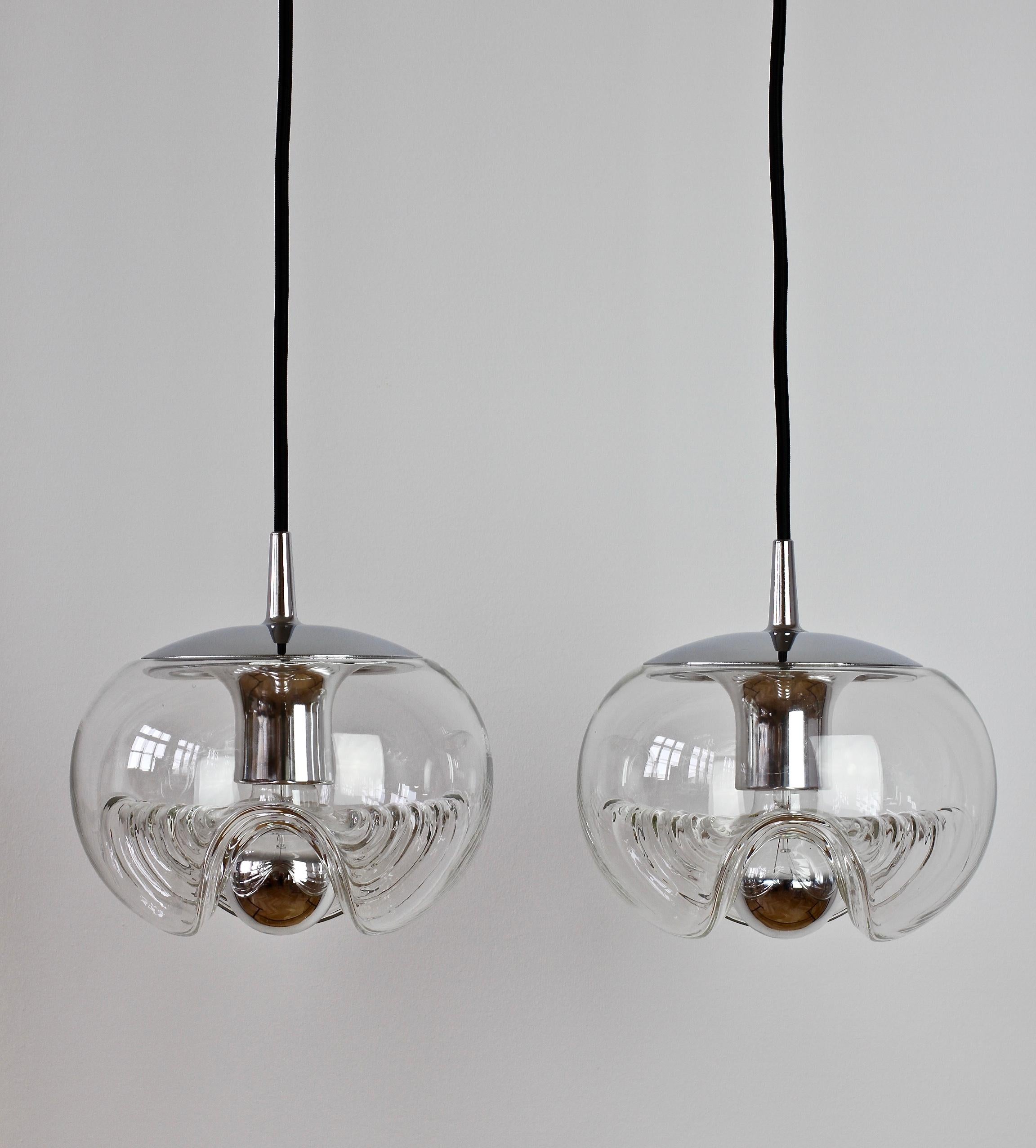 Bellissimo design di metà secolo realizzato da Peill & Putzler negli anni Settanta. Si tratta di un pezzo di design assolutamente classico - spesso definito 