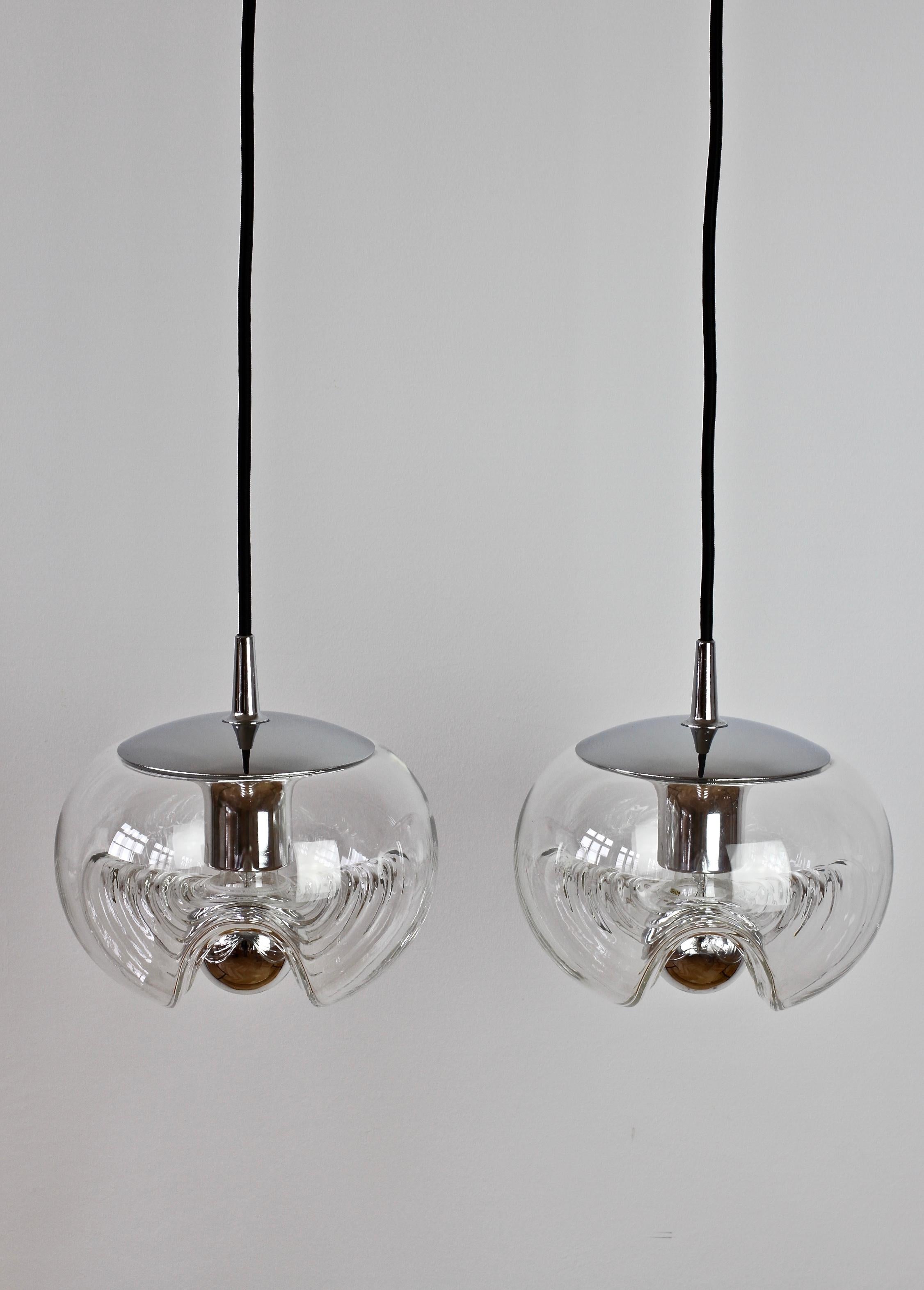 Stampato Peill & Putzler Coppia di pendenti biomorfi in vetro trasparente 