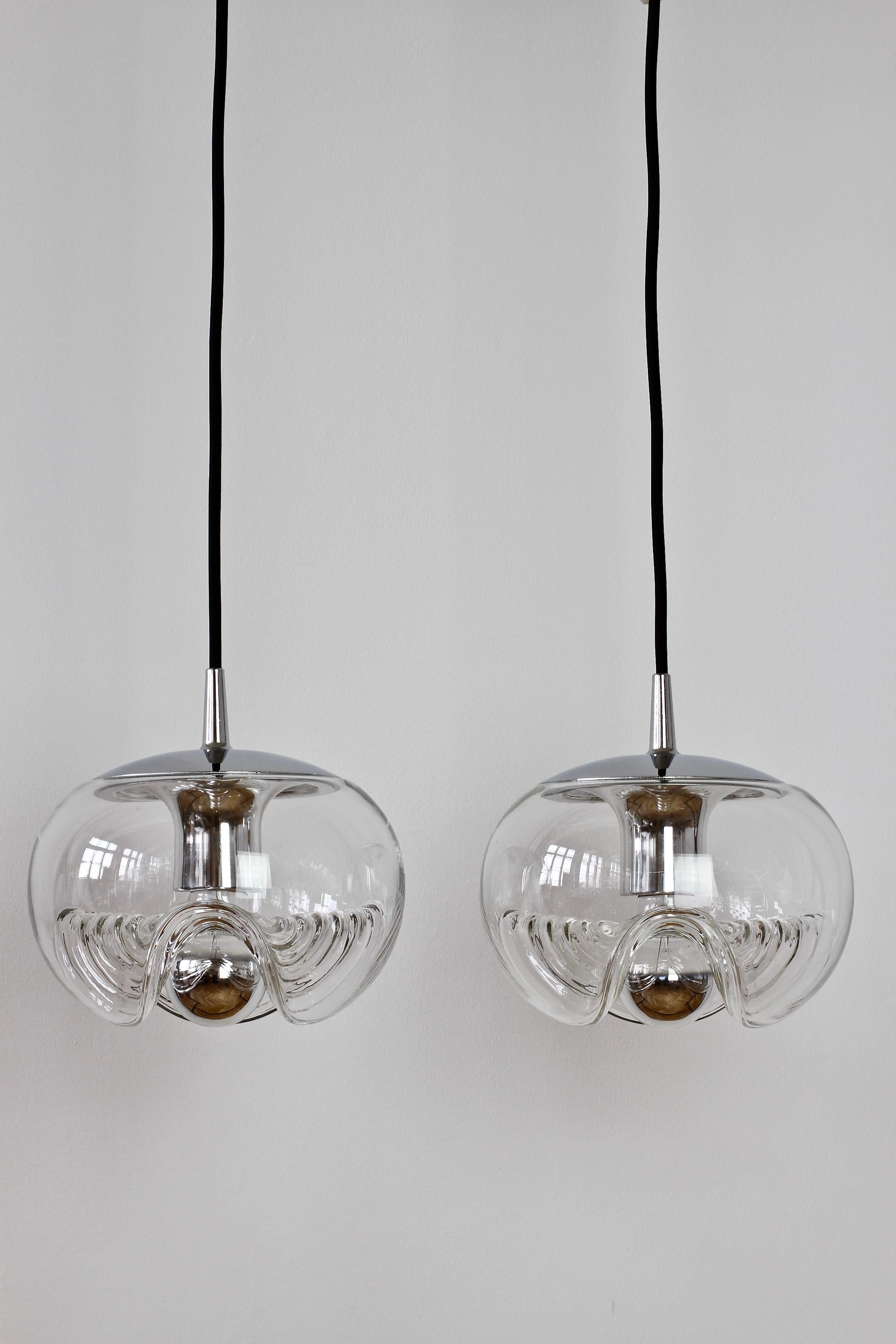 Peill & Putzler Coppia di pendenti biomorfi in vetro trasparente 