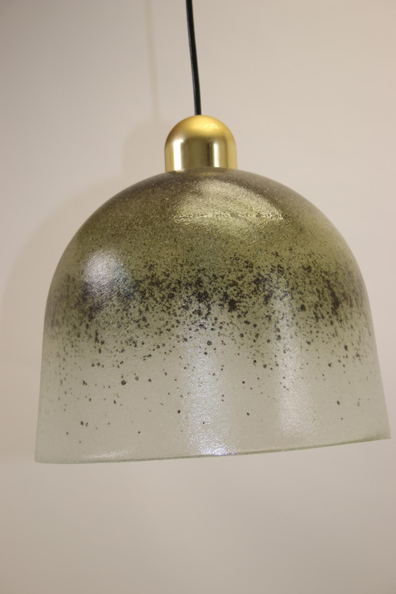 Peill Und Putzler Heavy Glass Pendant Lamp, 1970 In Good Condition For Sale In Oostrum-Venray, NL