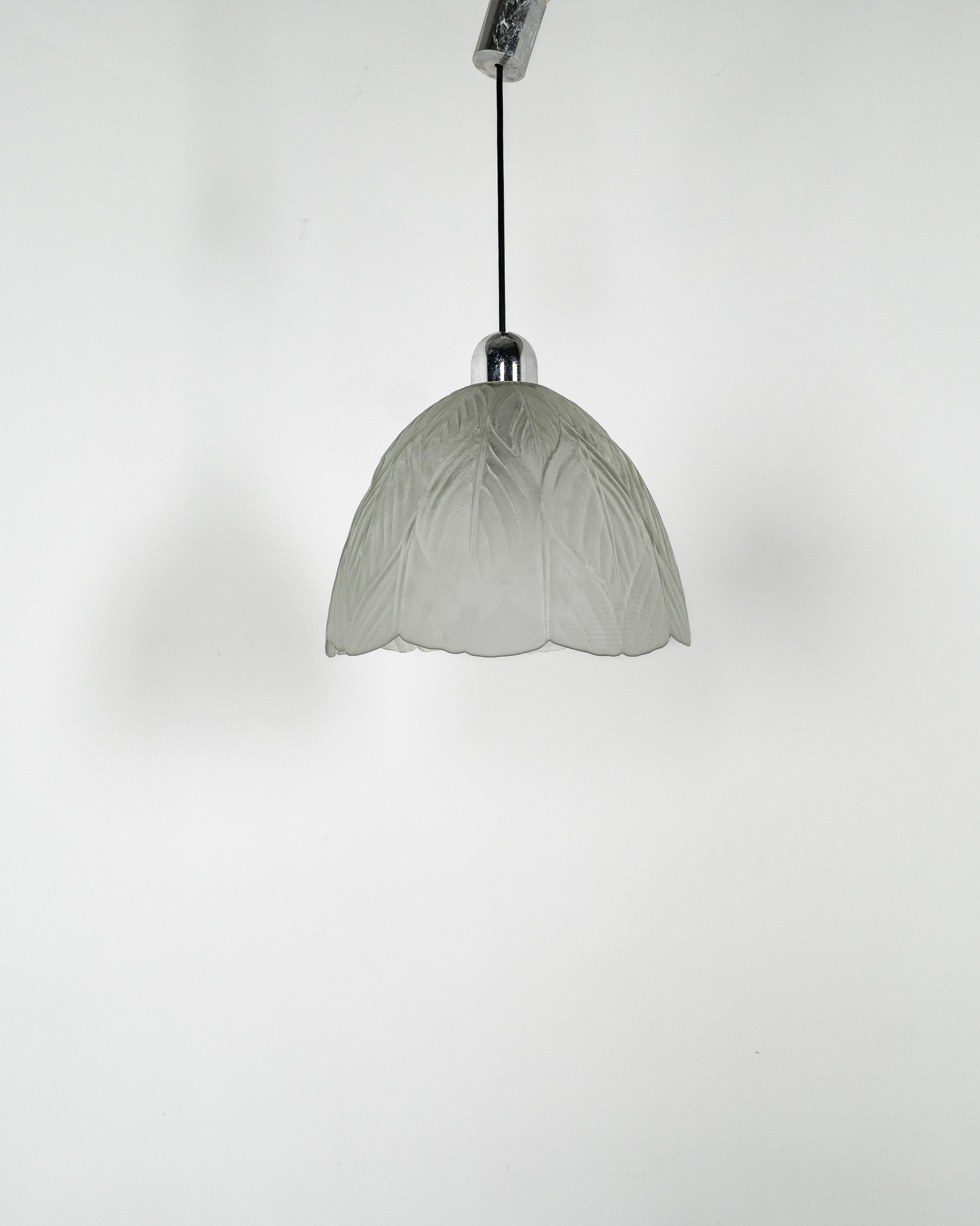 Lampada a sospensione vintage Peill & Putzler in vendita 3